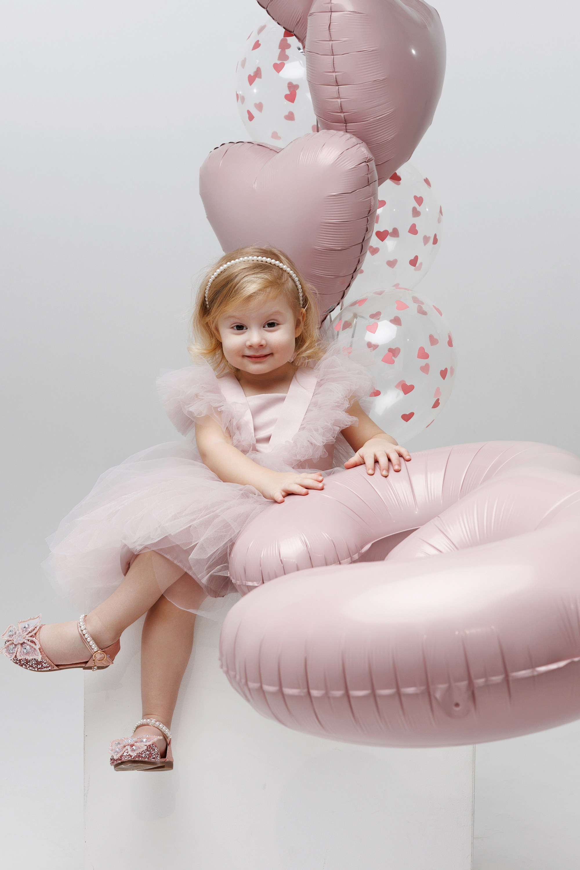 Съемка Дня Рождения Алисы в фотостудии CROSS-STUDIO зал IDEAL. Свадебный и семейный фотограф в Москве и МО Елена Агапова