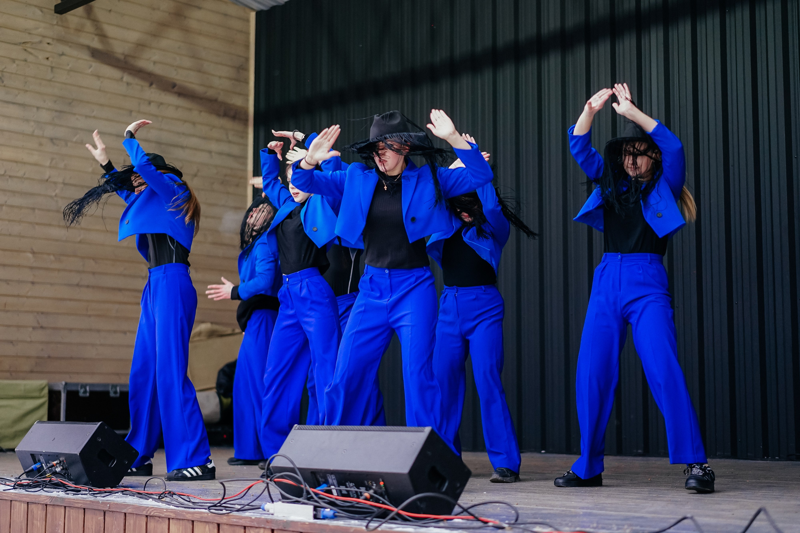 «Предновогодний переполох» Лопатинский сад, 14.12.2024. Фотограф и видеограф Смоленск | Студия Цезарь