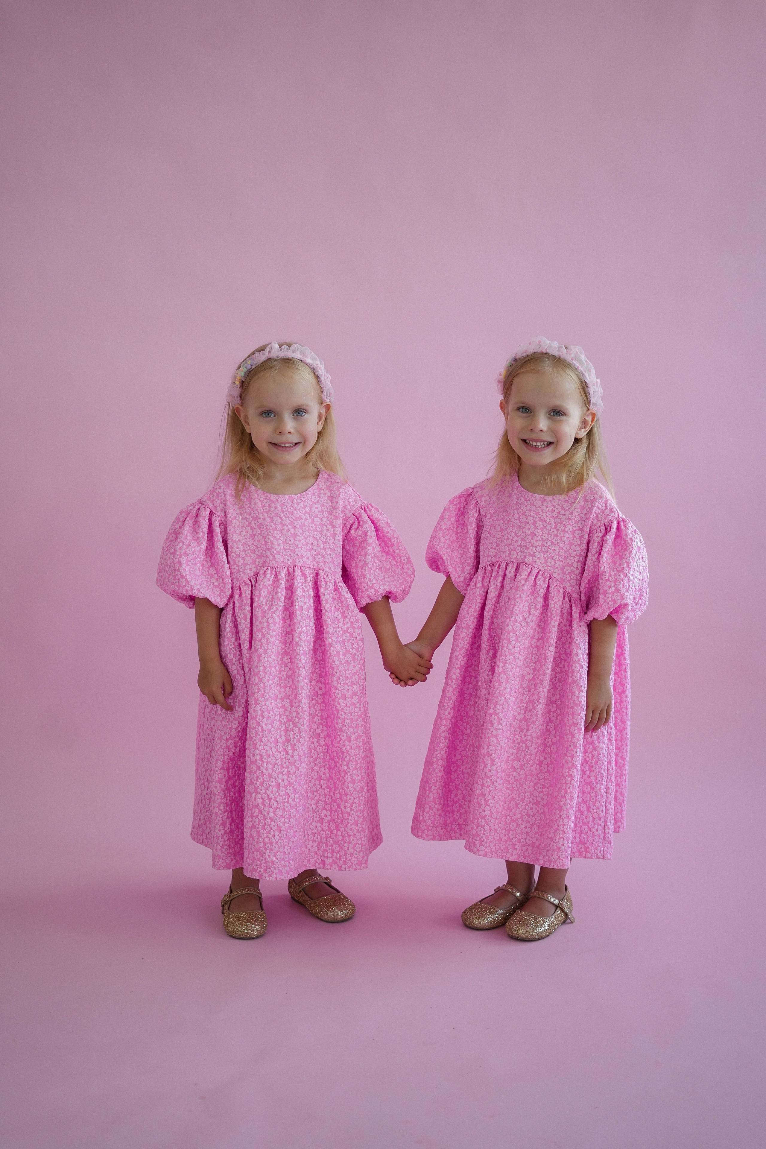 Катя и Варя день рождение. Фотограф Волгоград Анастасия Ли