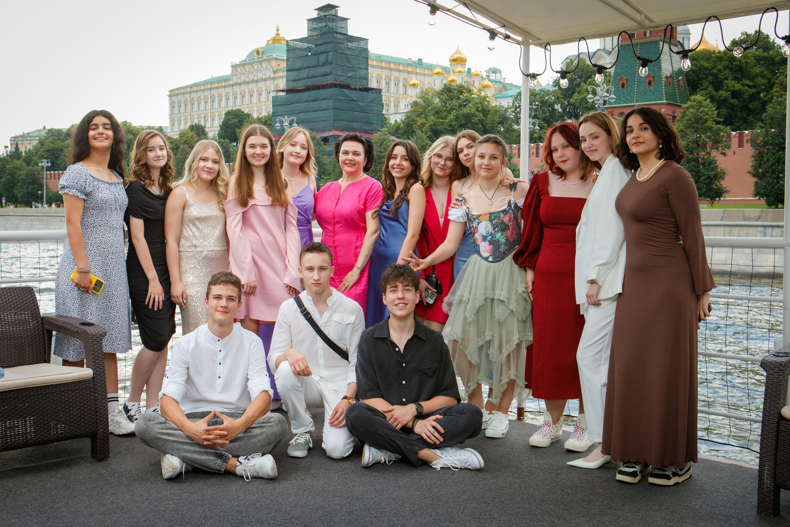 9 класс / Гимназия № 1558 имени Росалии де Кастро / Выпускной. Детский и семейный фотограф Мария Киселёва. Москва