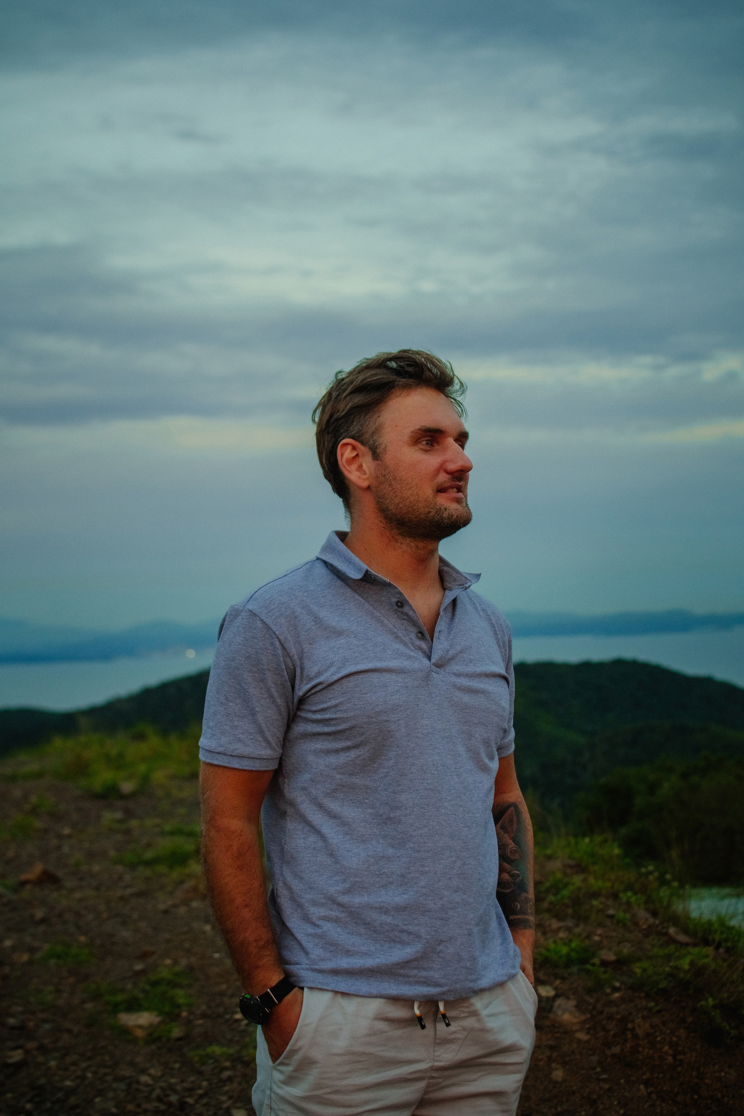 МУЖСКОЙ ПОРТРЕТ. Фотограф Владивосток Оля КРОКС