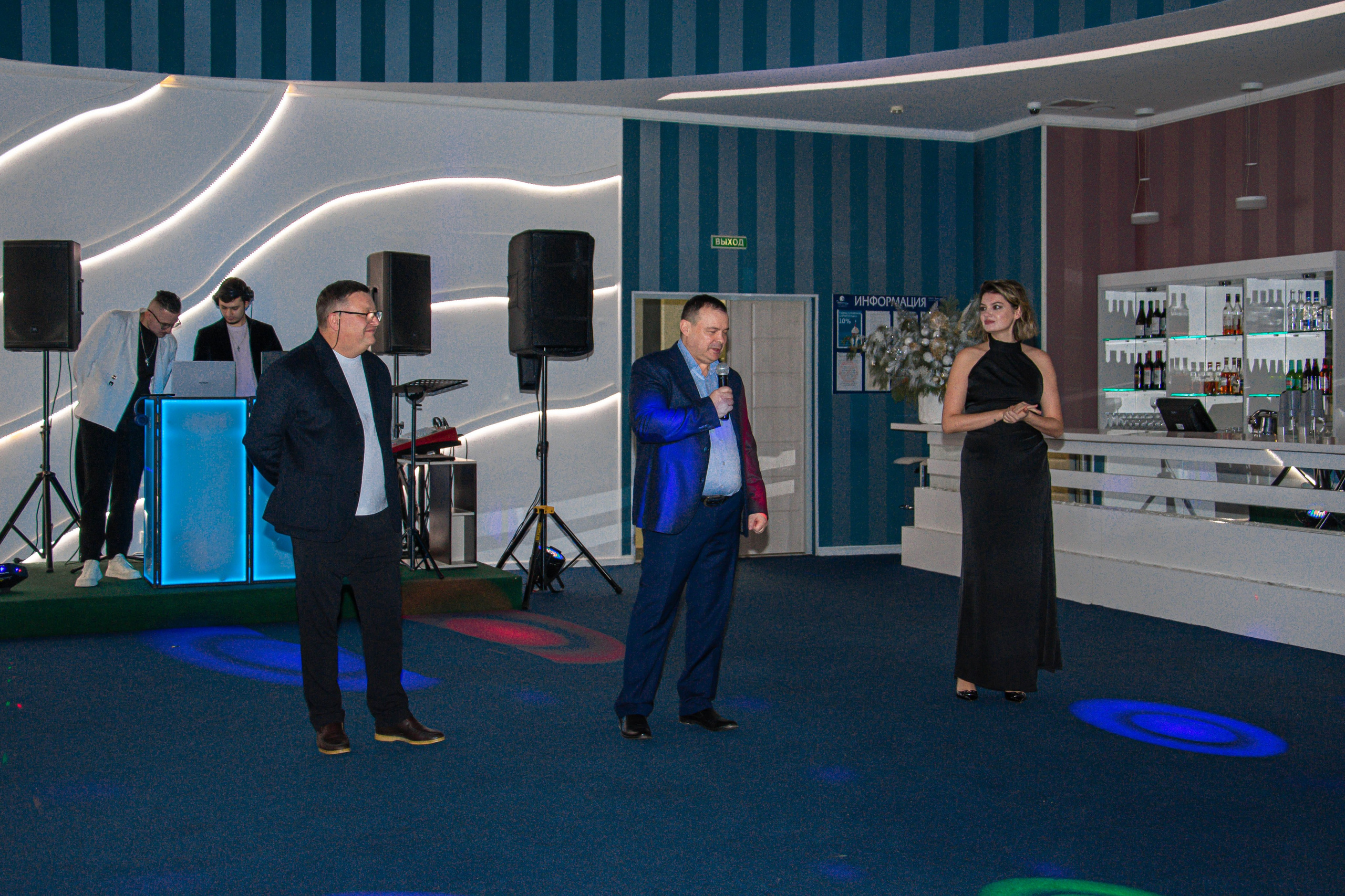 Корпоратив. Женский фотограф в Людиново и Киров