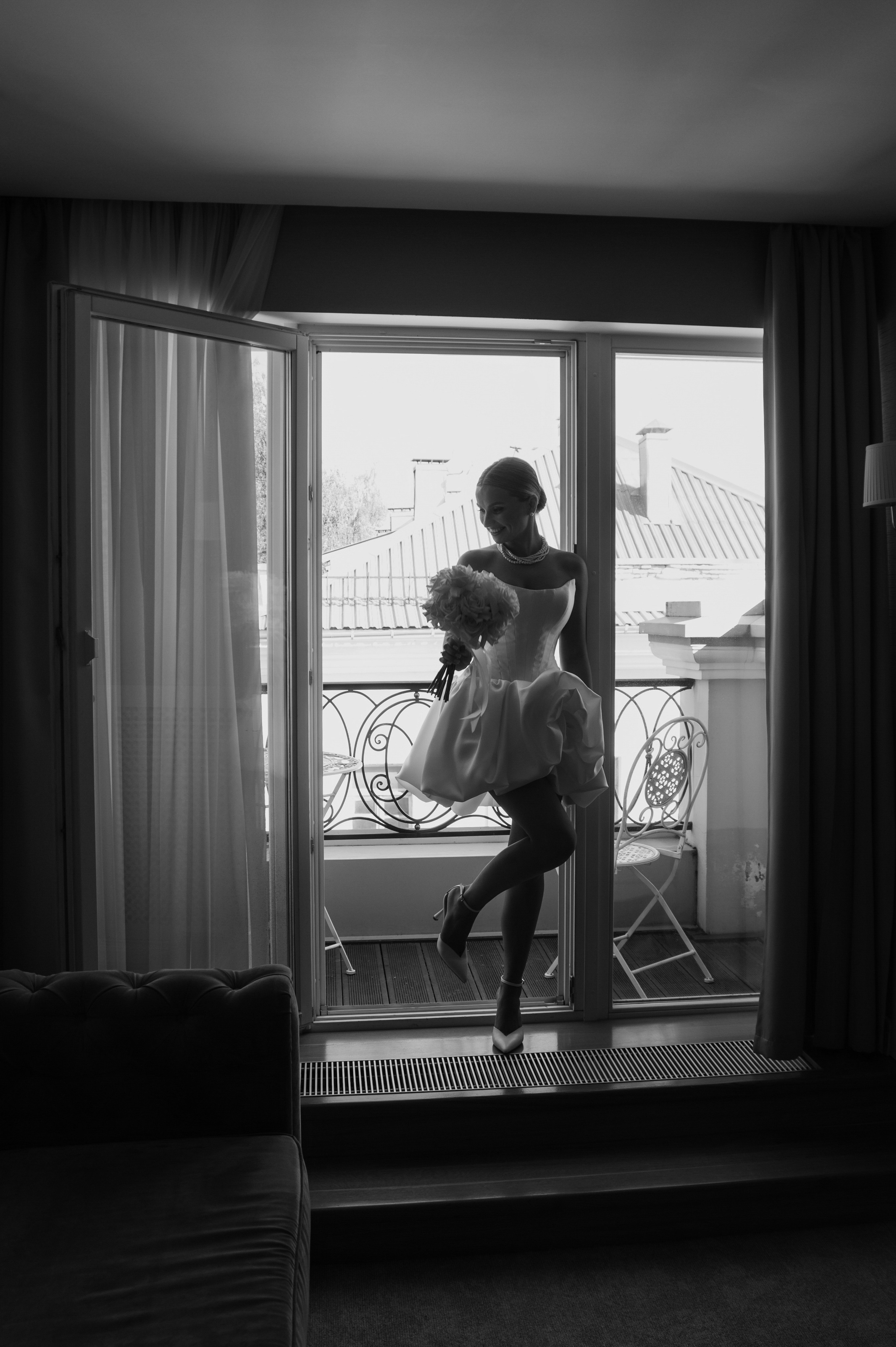 Свадебная фотосессия в Завидово гольф поле с утром невесты и красивым свадебным банкетом. Свадебный фотограф в Твери, Москве и Санкт-Петербурге Денисова Екатерина