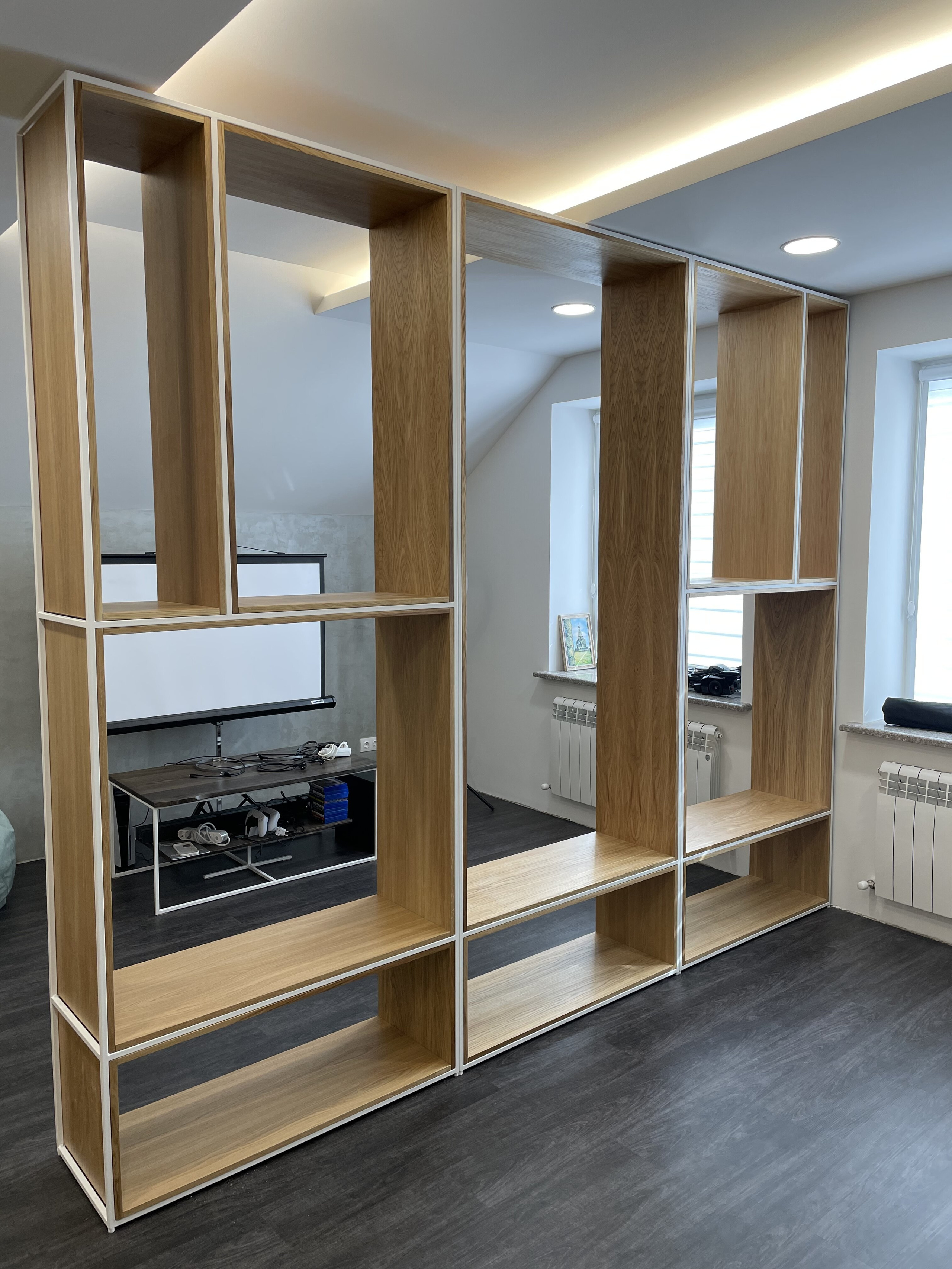 Стеллажи и консоли. Klauzevits Workshop