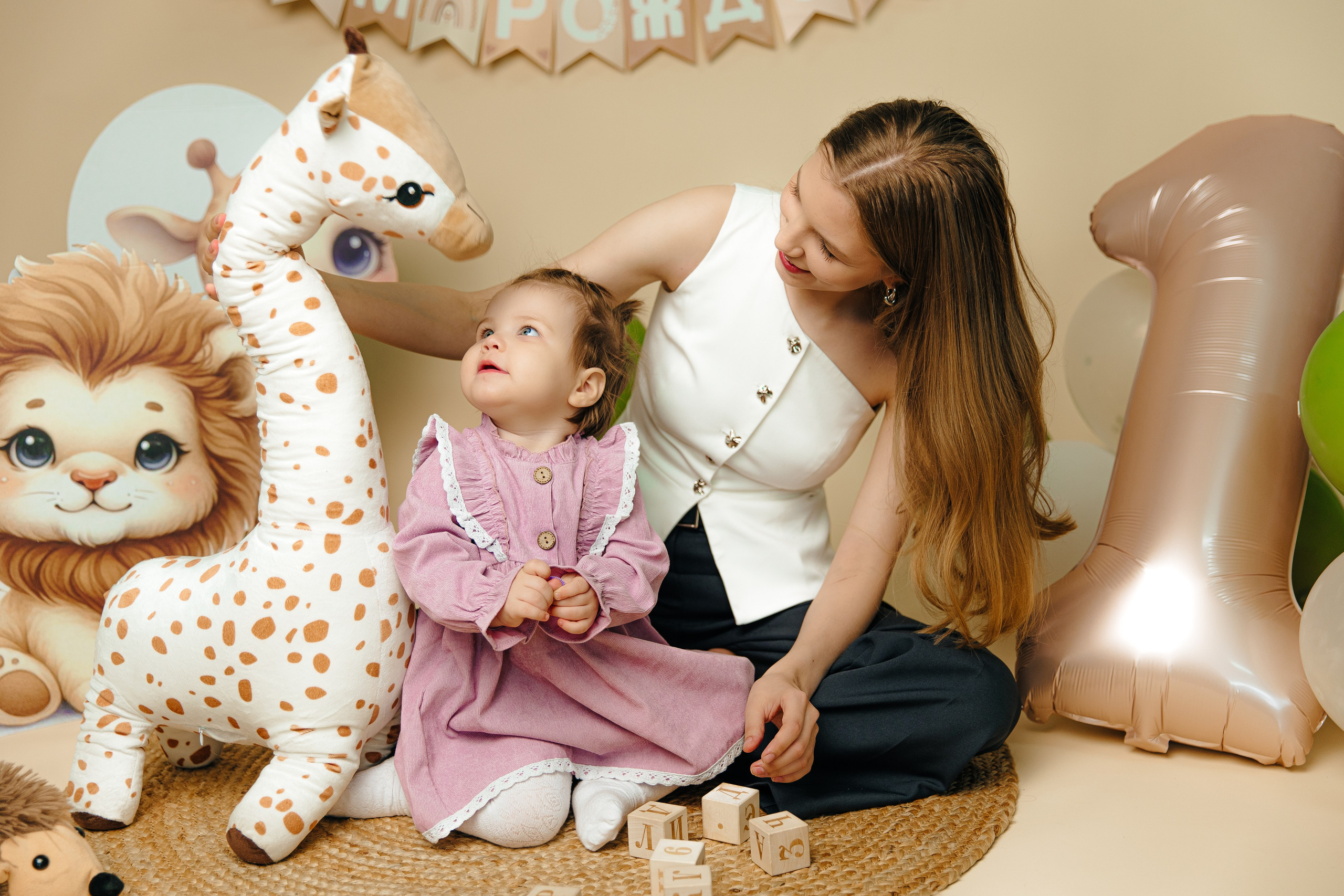 Варюше 1 годик. Свадебный фотограф Кропоткин Краснодар