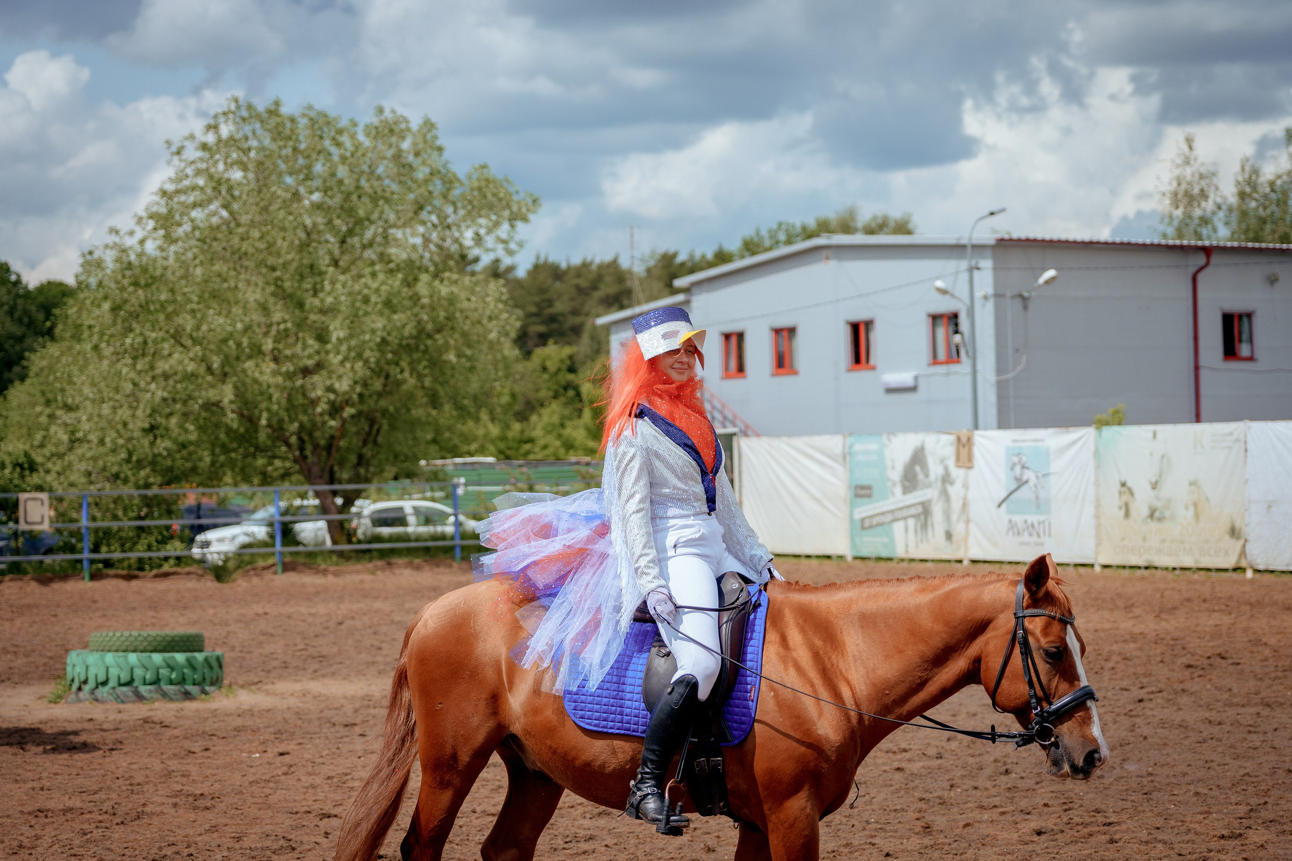 Конный клуб Горки. Портретный и семейный фотограф в Москве/Видное