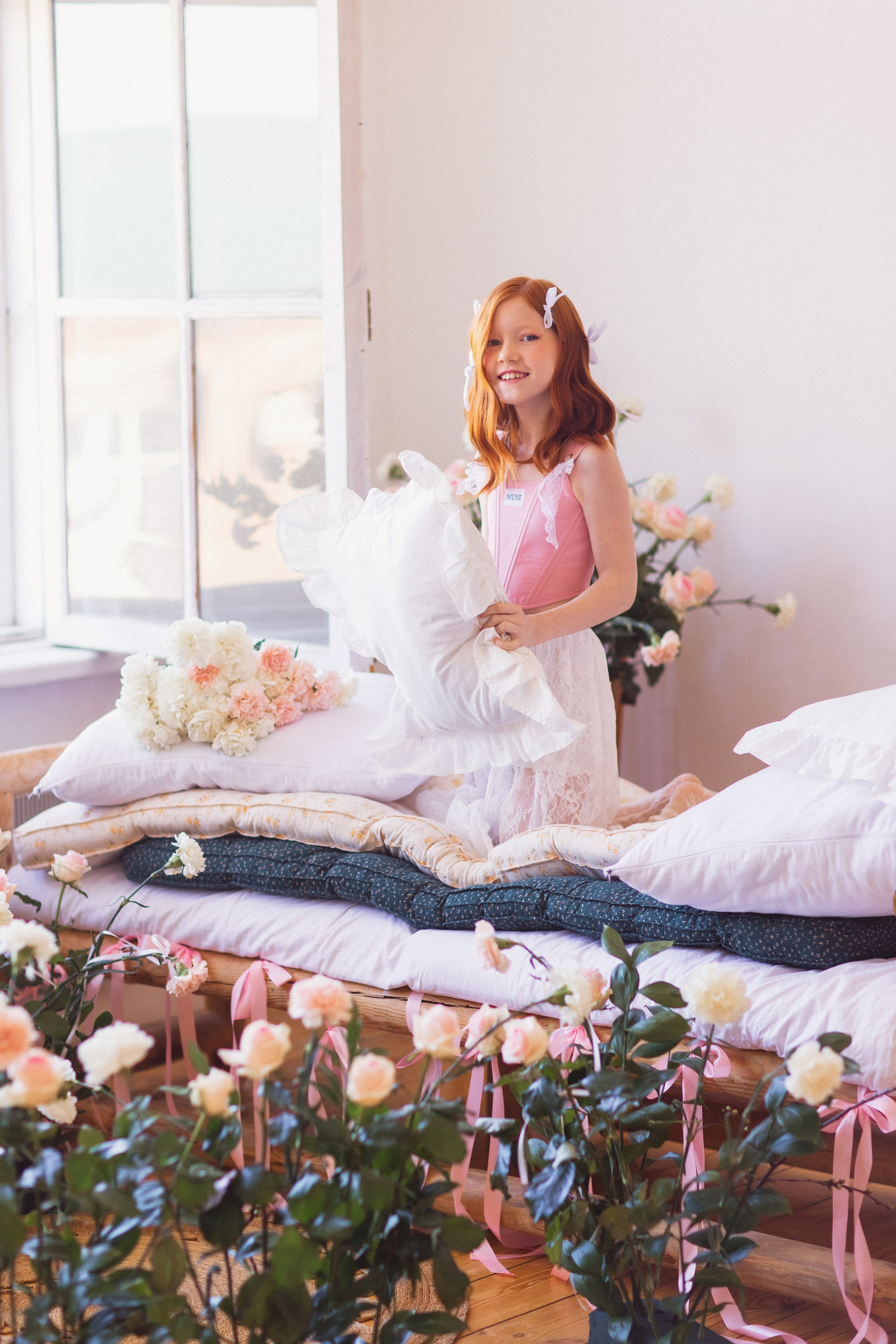 Фотосессия с живыми цветами в фотостудии г. Краснодар. Семейный и детский фотограф в Краснодаре Анна Трашкова