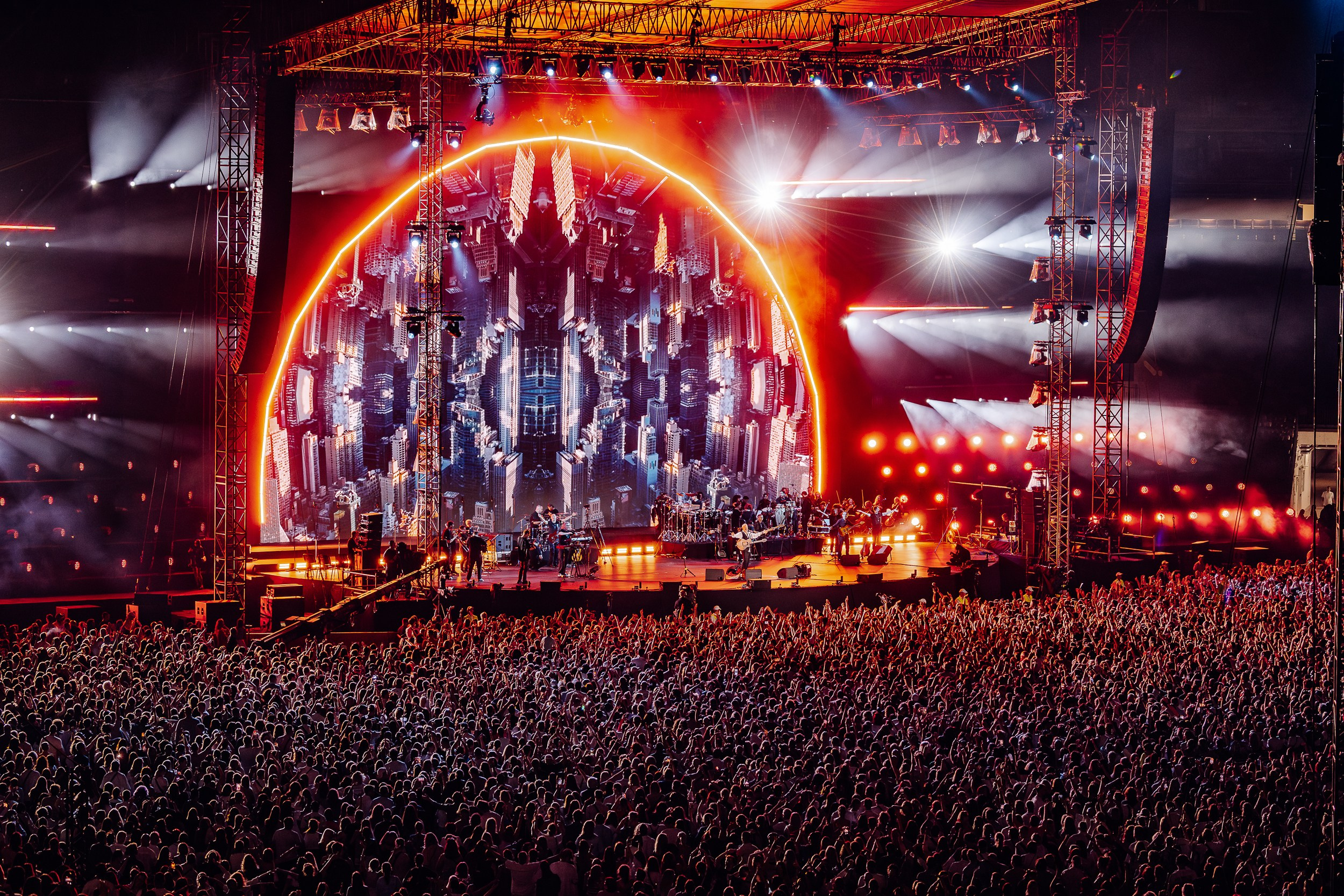 ЛЕОНИД АГУТИН / МОСКВА / 2024. OOPS