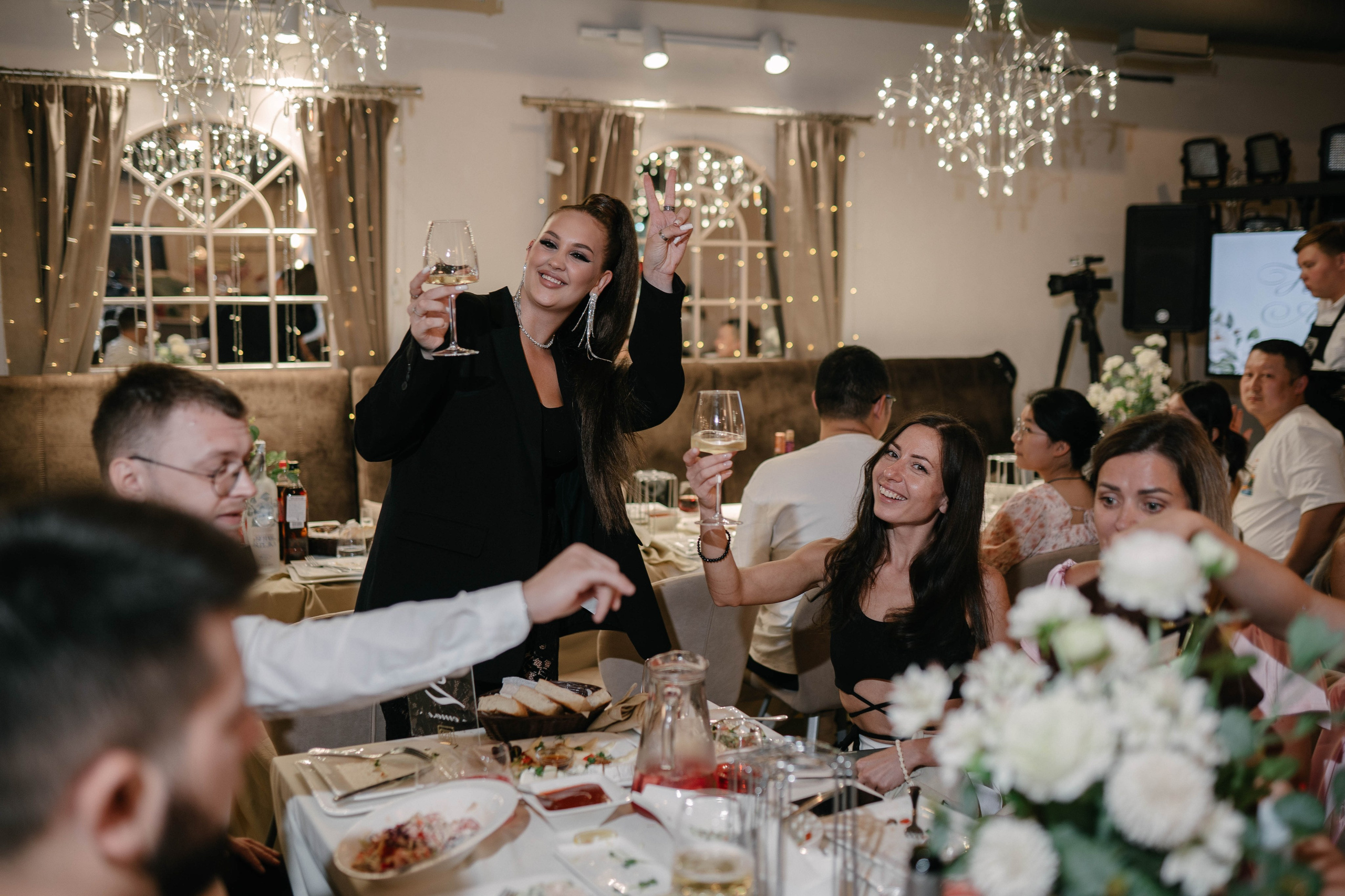 Нанфу и Александра. Первая встреча, лавстори, церемония и банкет. Фотограф Чита. Индивидуальные портреты, LoveStory, свадьбы