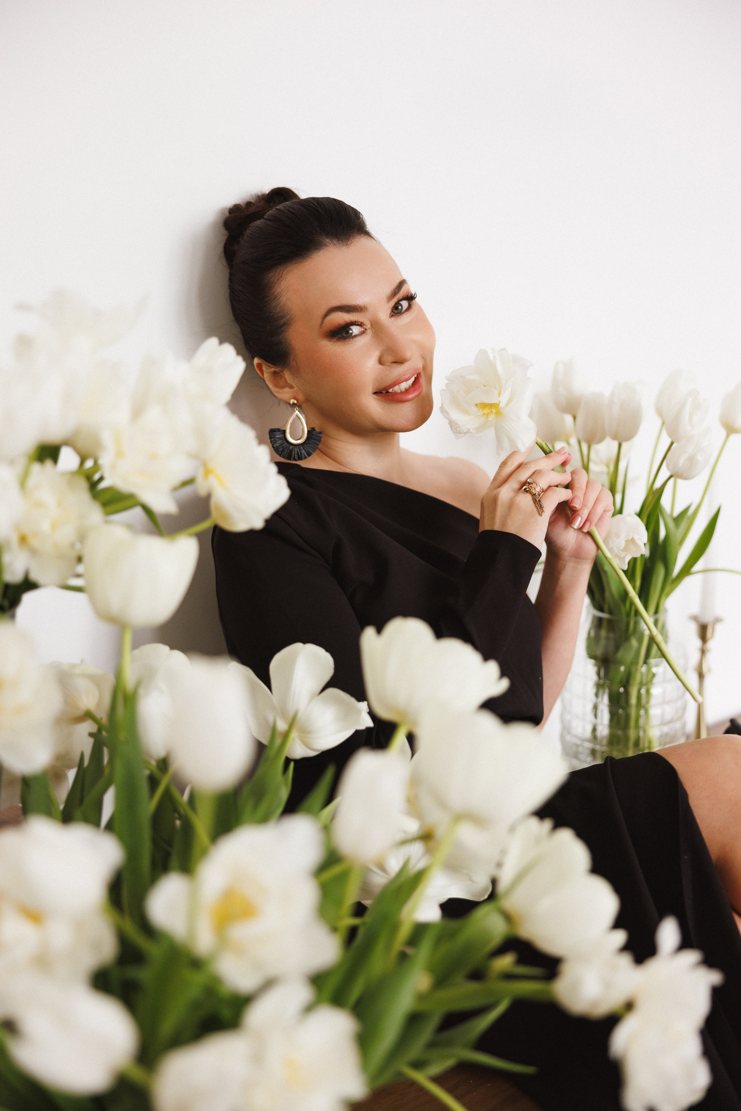 Фотосессия с живыми цветами в фотостудии «Lite», город Краснодар. Семейный и детский фотограф в Краснодаре Анна Трашкова