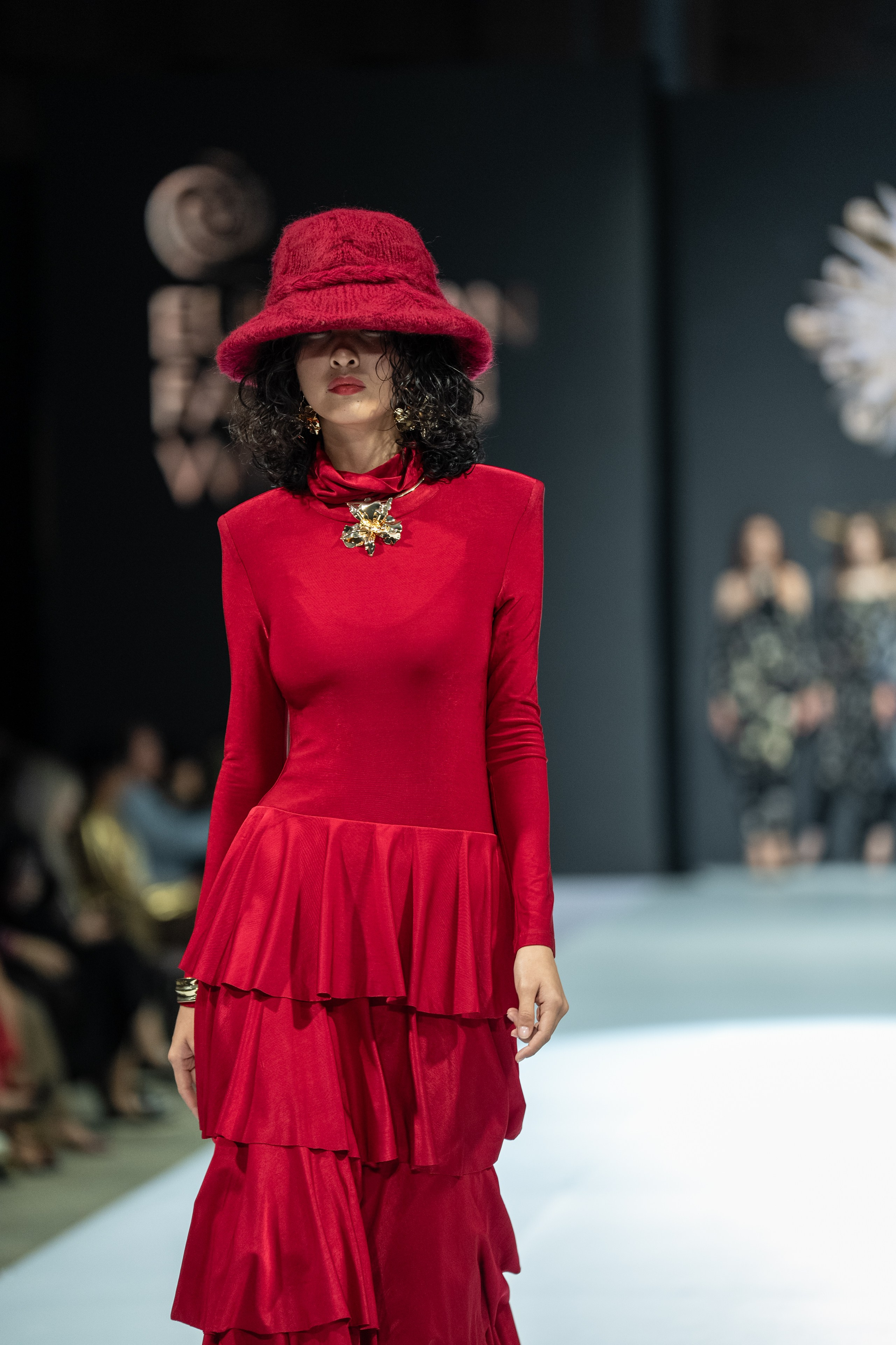 EURASIAN FASHION WEEK Sun Sergio. Сайт Алматинского НЮ АРТ, будуар и фэшн фотографа Дениса Карпенко