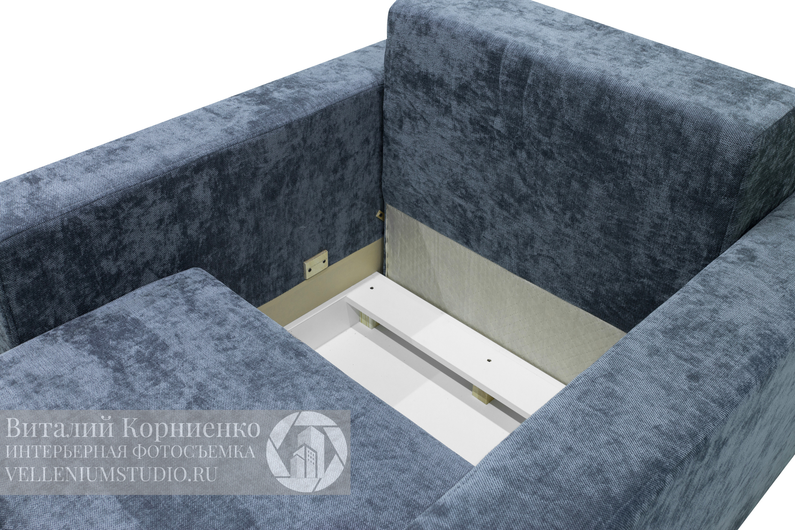 Фотосъемка диванов и кресел с отравкой на белом фоне. Интерьерный фотограф Краснодар: профессионально по доступным ценам