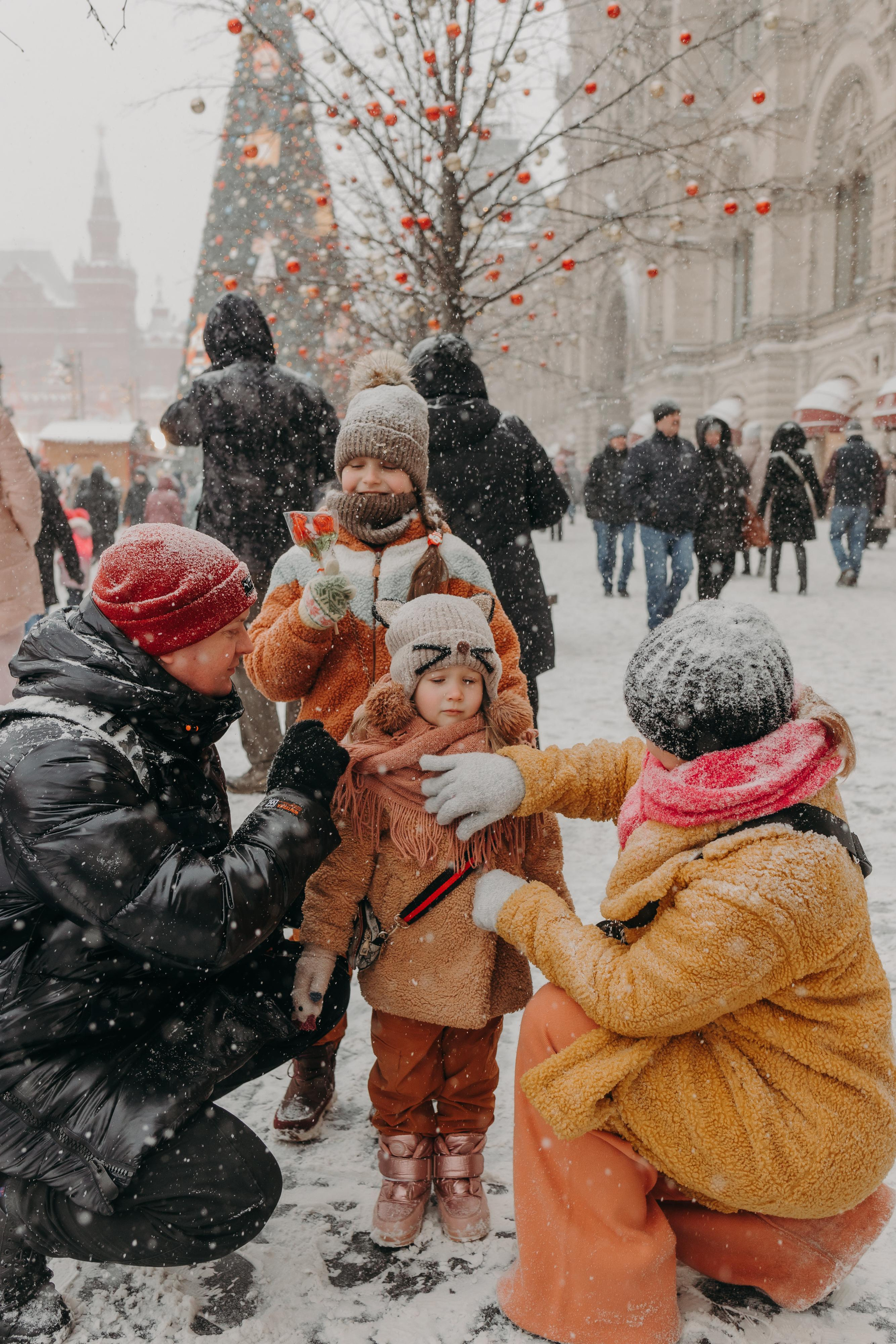 Марина и семья Красная площадь. Анна Ларина — Lifestyle фотограф в Москве