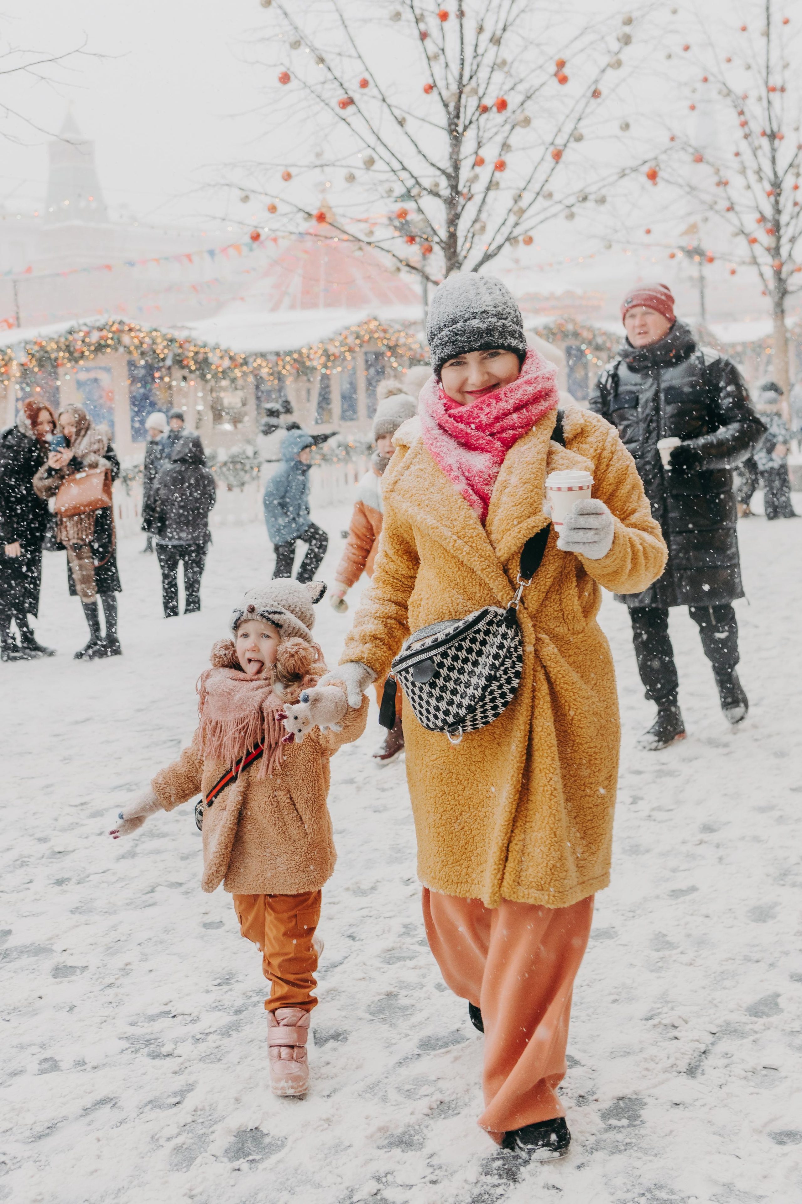Марина и семья Красная площадь. Анна Ларина — Lifestyle фотограф в Москве