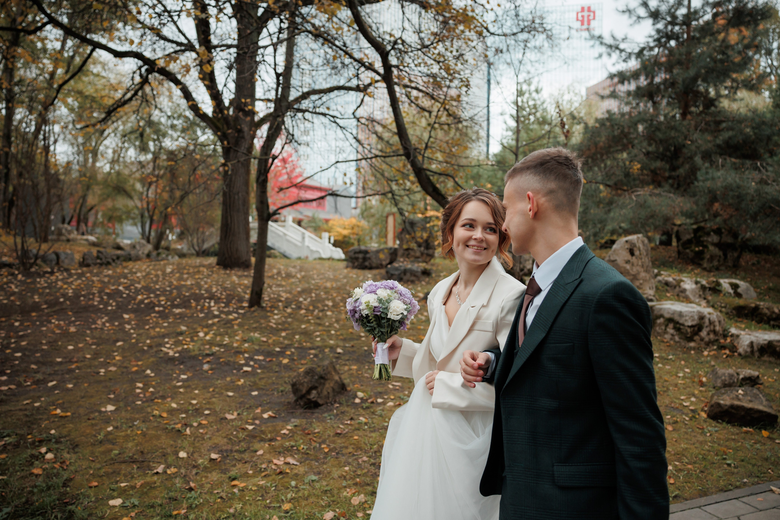 Константин и Дарья, ЗАГС ВДНХ, отель Soluxe, ресторан «Антик». Свадебный и репортажный фотограф (Москва, Королев и другие)