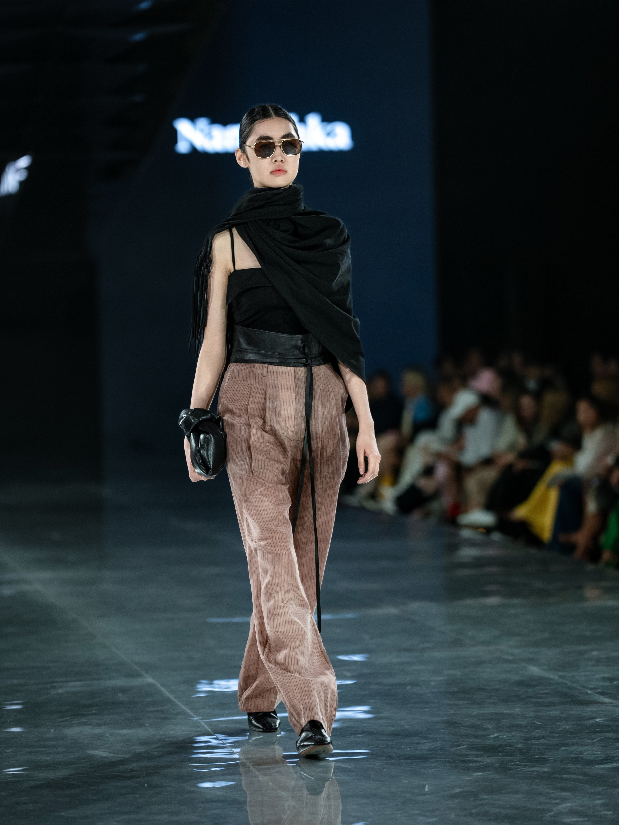 Visa Fashion Week Nanushka. Сайт Алматинского НЮ АРТ, будуар и фэшн фотографа Дениса Карпенко