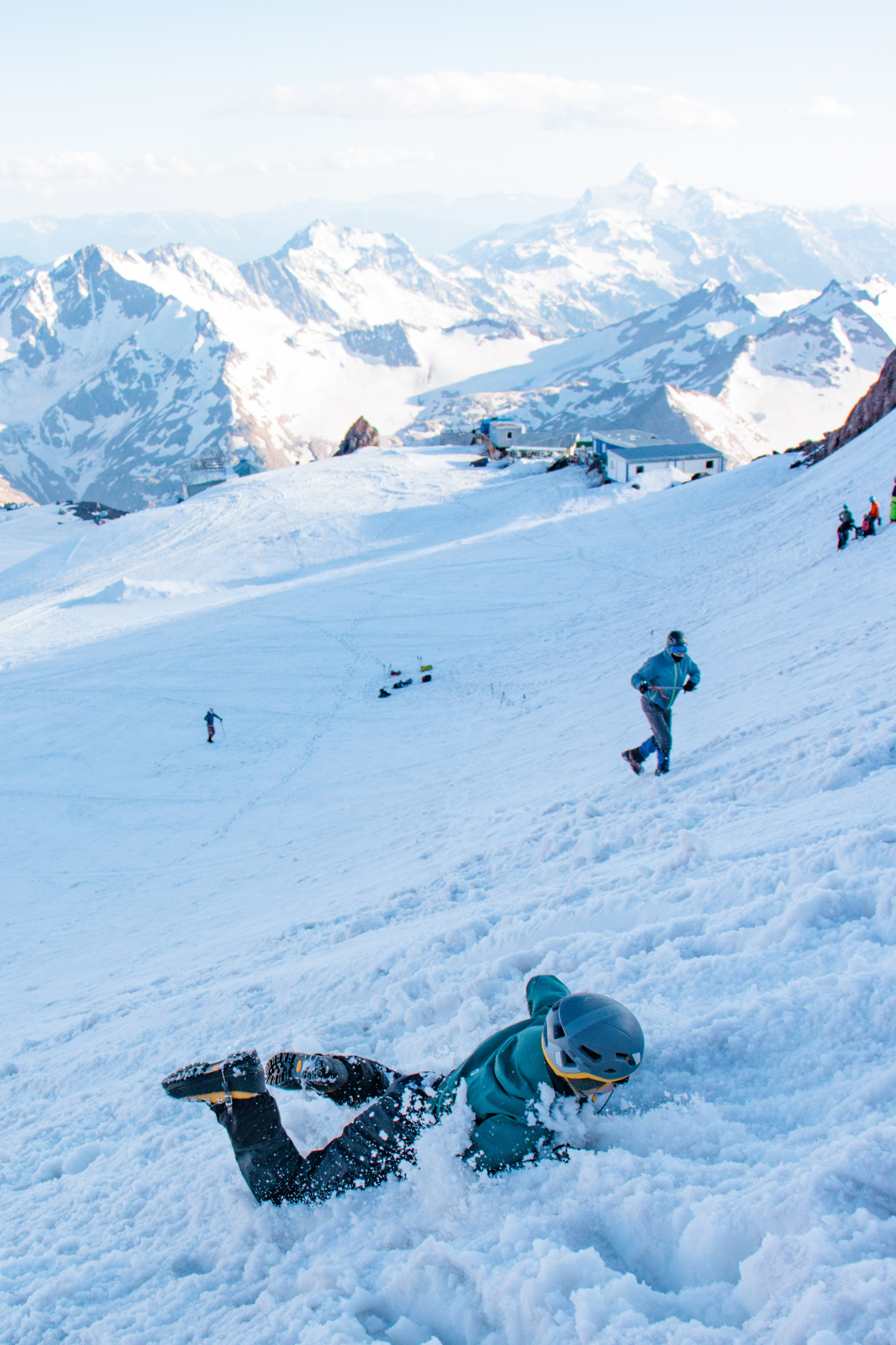Снежно-ледовые занятия. Фотограф на трекинг и восхождение Эльбрус, Приэльбрусье. Елизавета Бобок