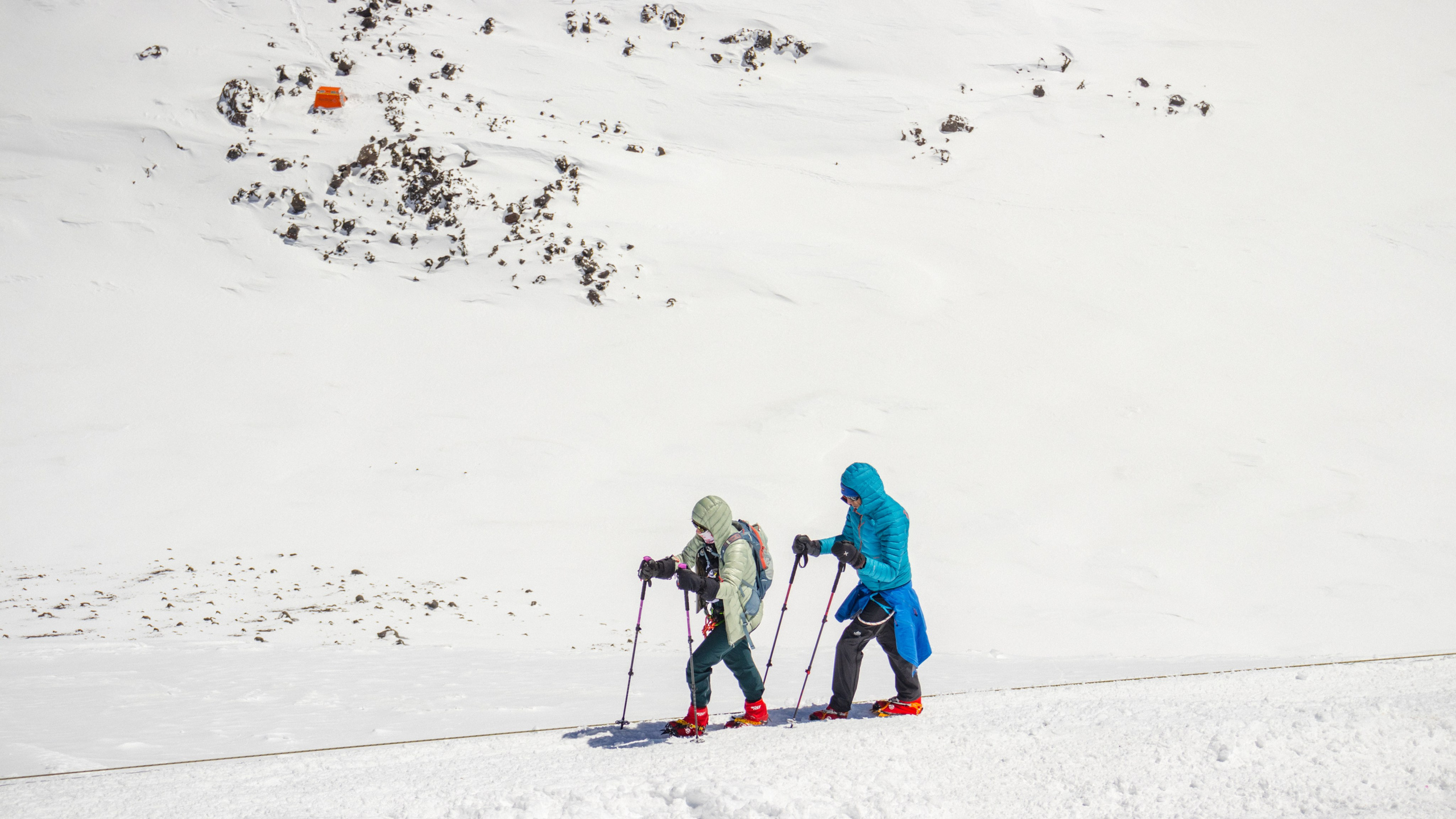 Скайранинг. Фотограф на трекинг и восхождение Эльбрус, Приэльбрусье. Елизавета Бобок