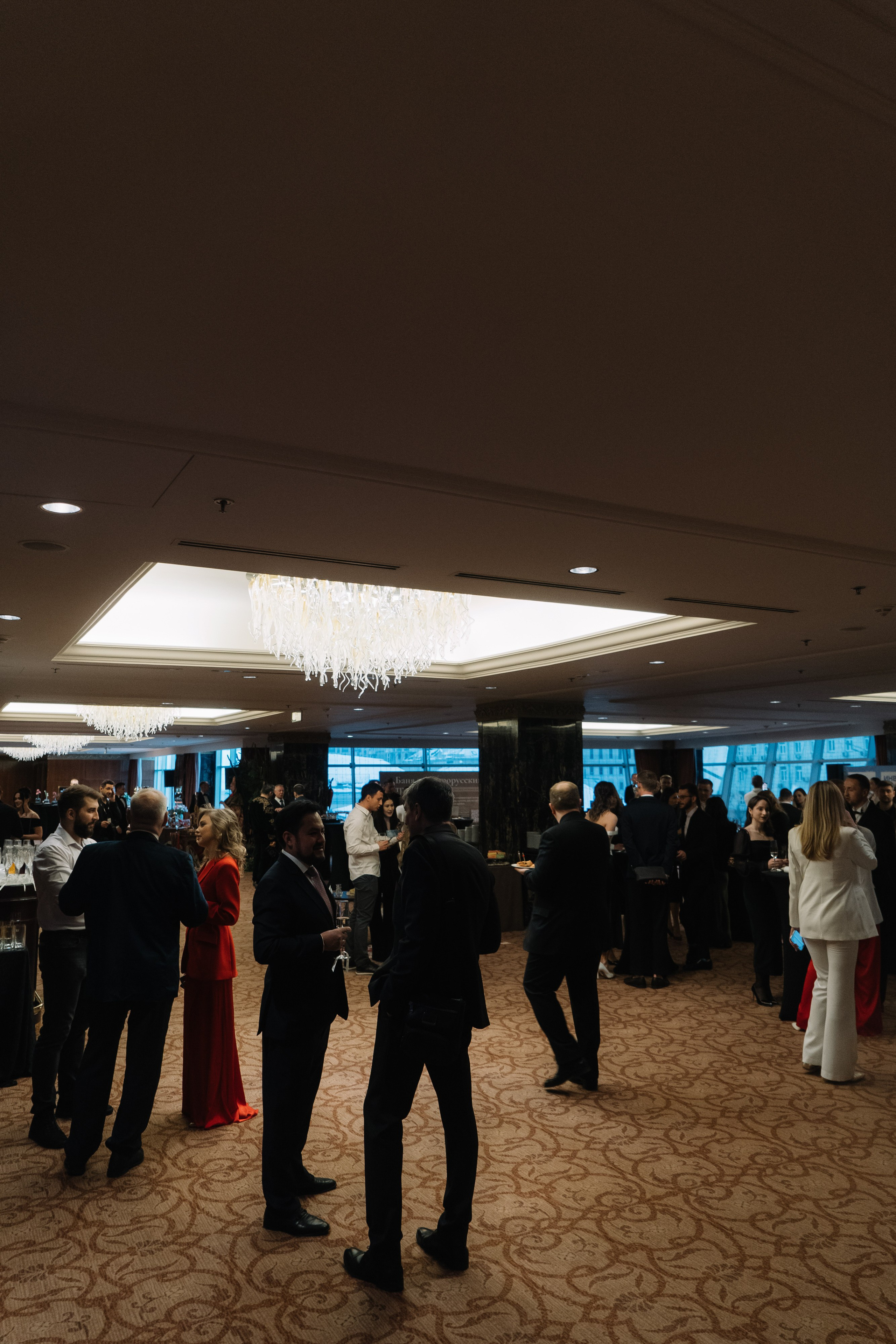 ДЕНЬГИ / Московский клуб инвесторов. Свадебный фотограф в Москве Евгений Рыжов