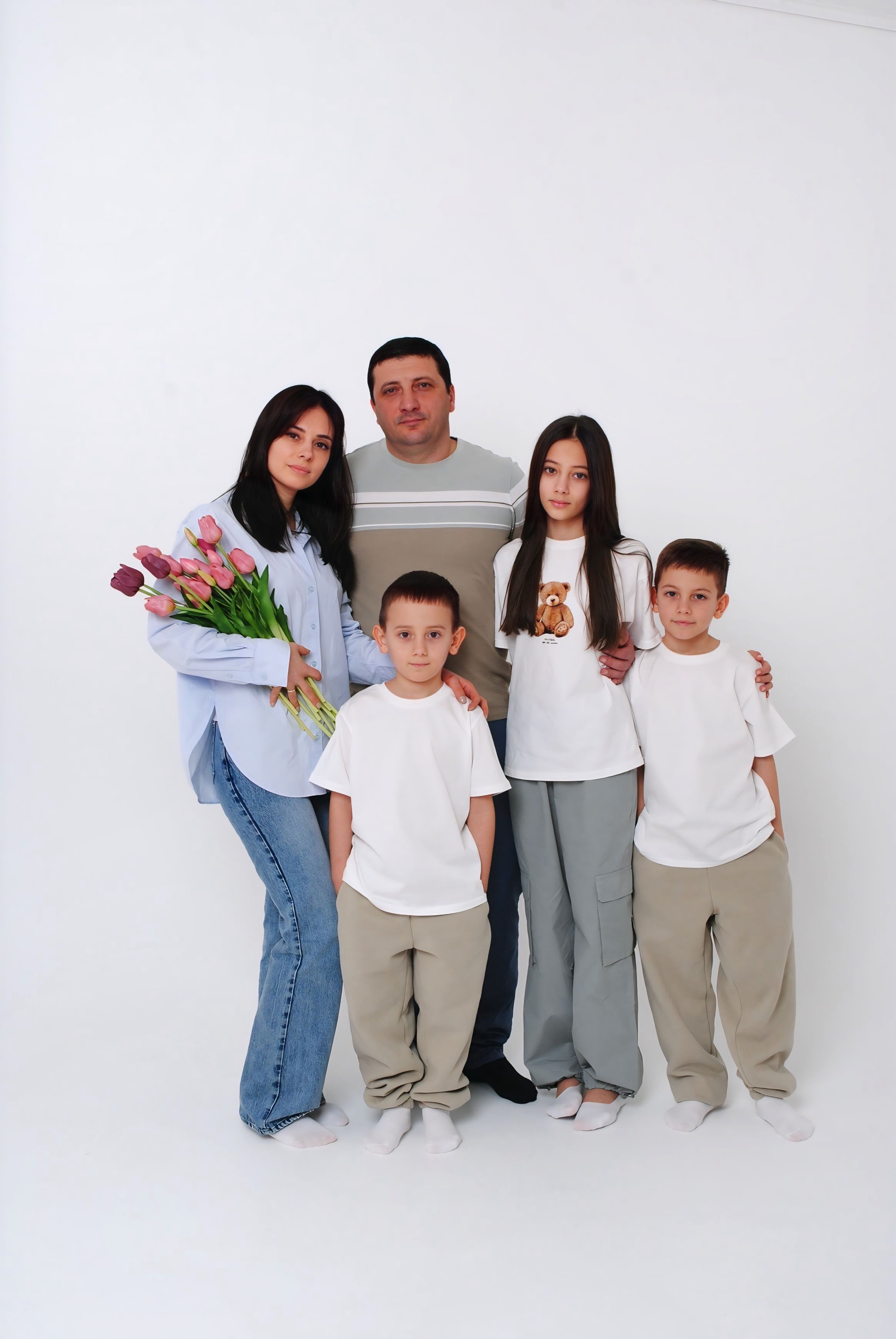 Луиза и семья. Фотограф Мария Мусаелян