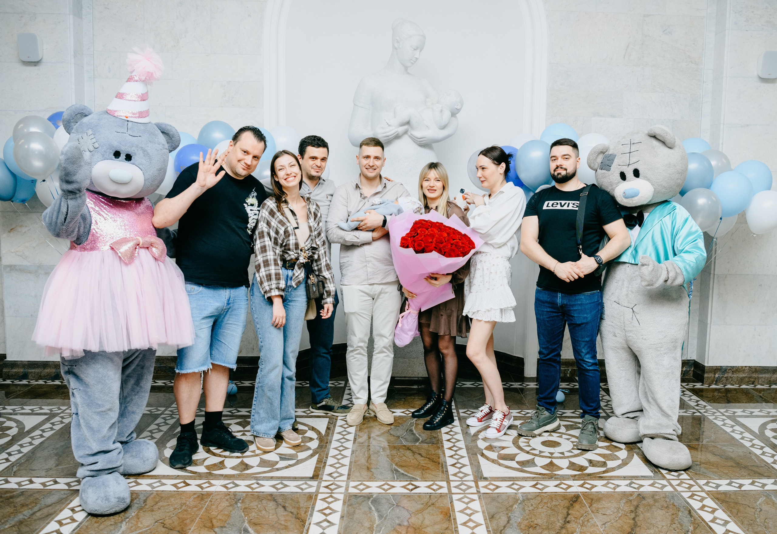 Выписка Владимира. Снегиревка. Фотограф на выписку из роддома в Москве и МО