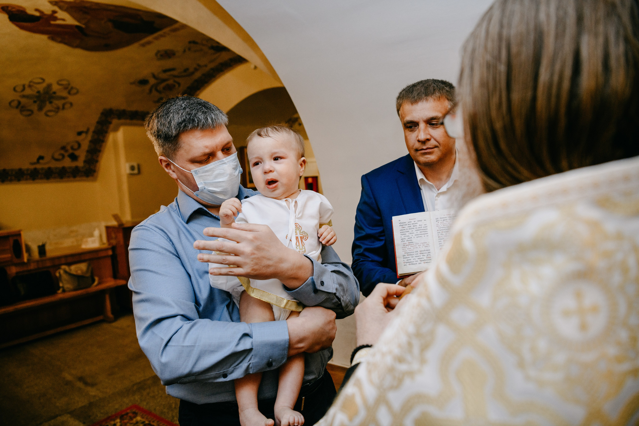 Крещение Александра. Фотограф на выписку из роддома в Москве и МО