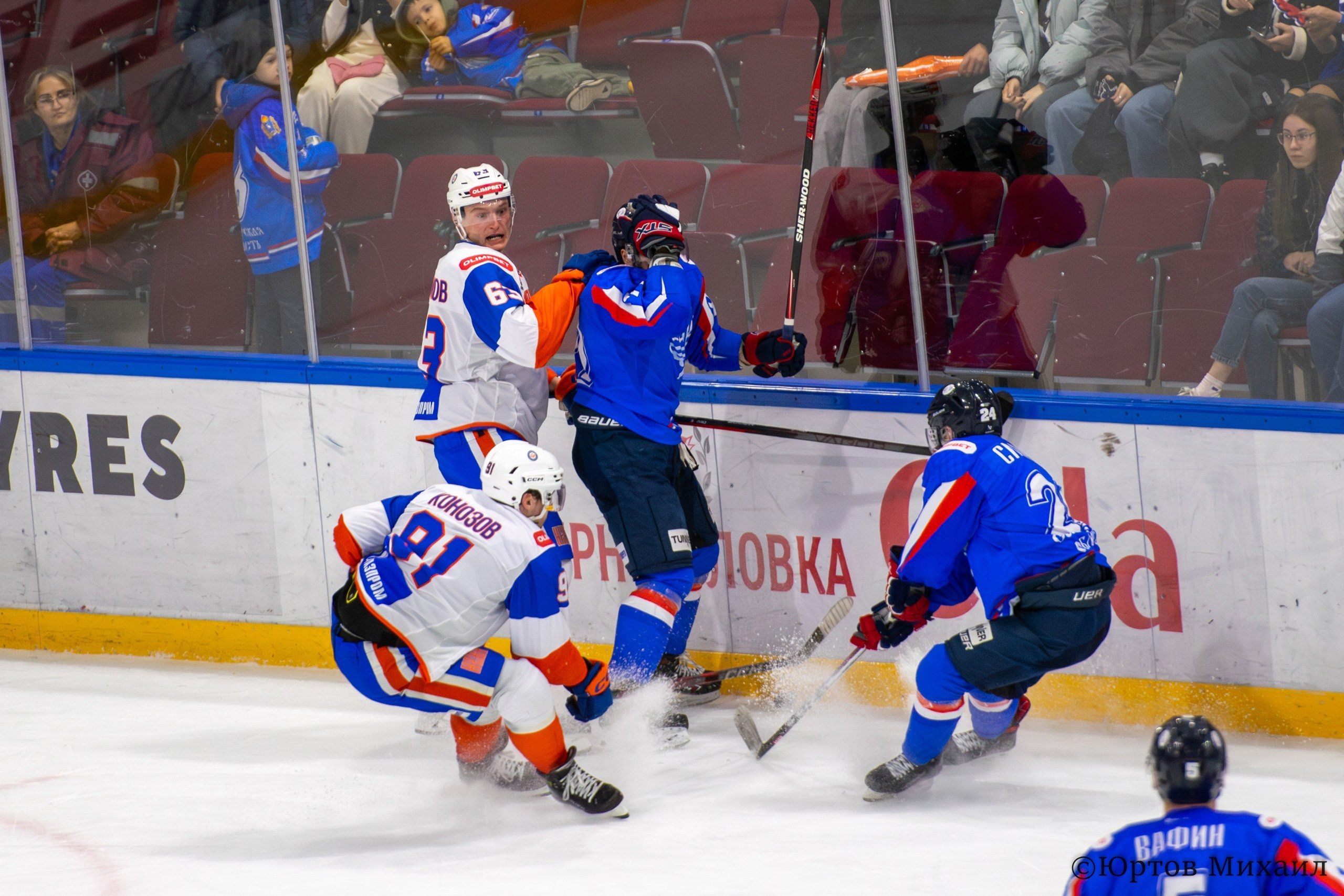 Хоккей. Спортивный фотограф Михаил Юртов