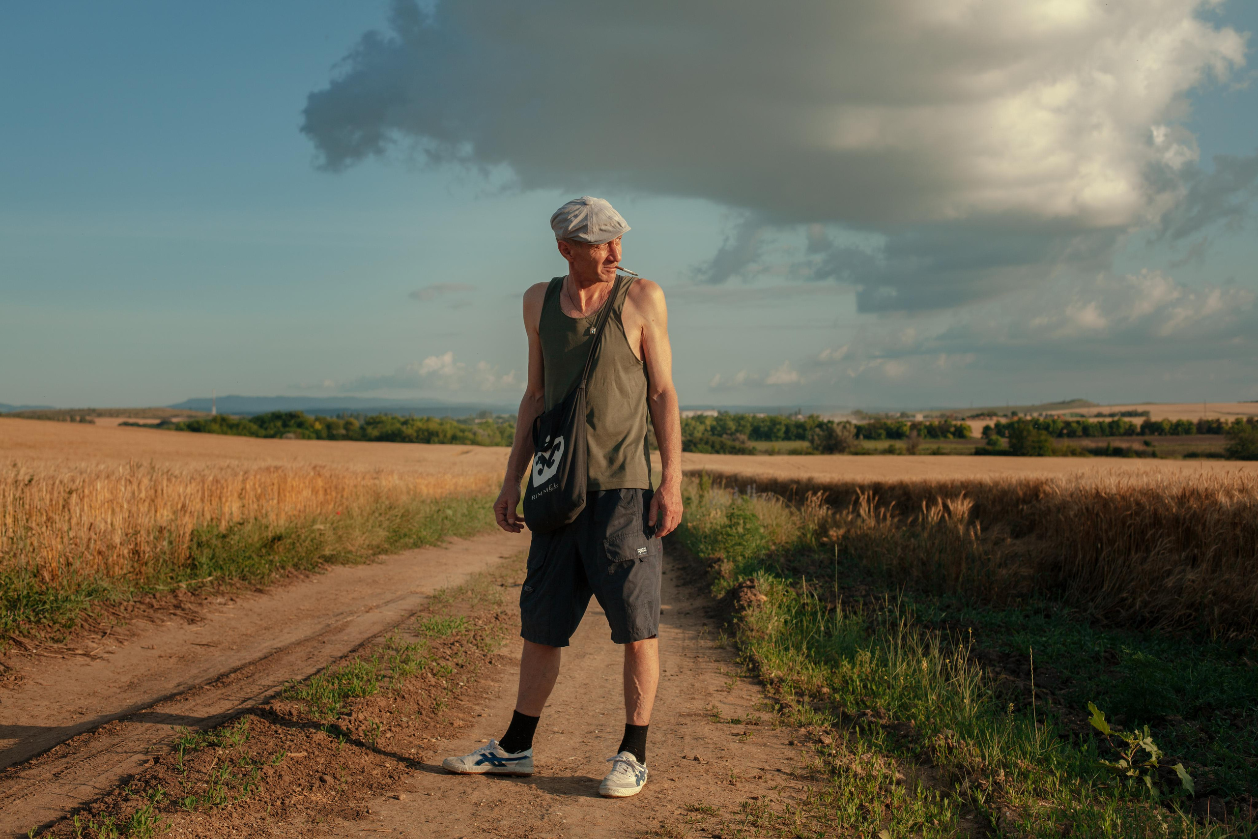 Дом у дороги / тропами детства /. Фотография, как она есть