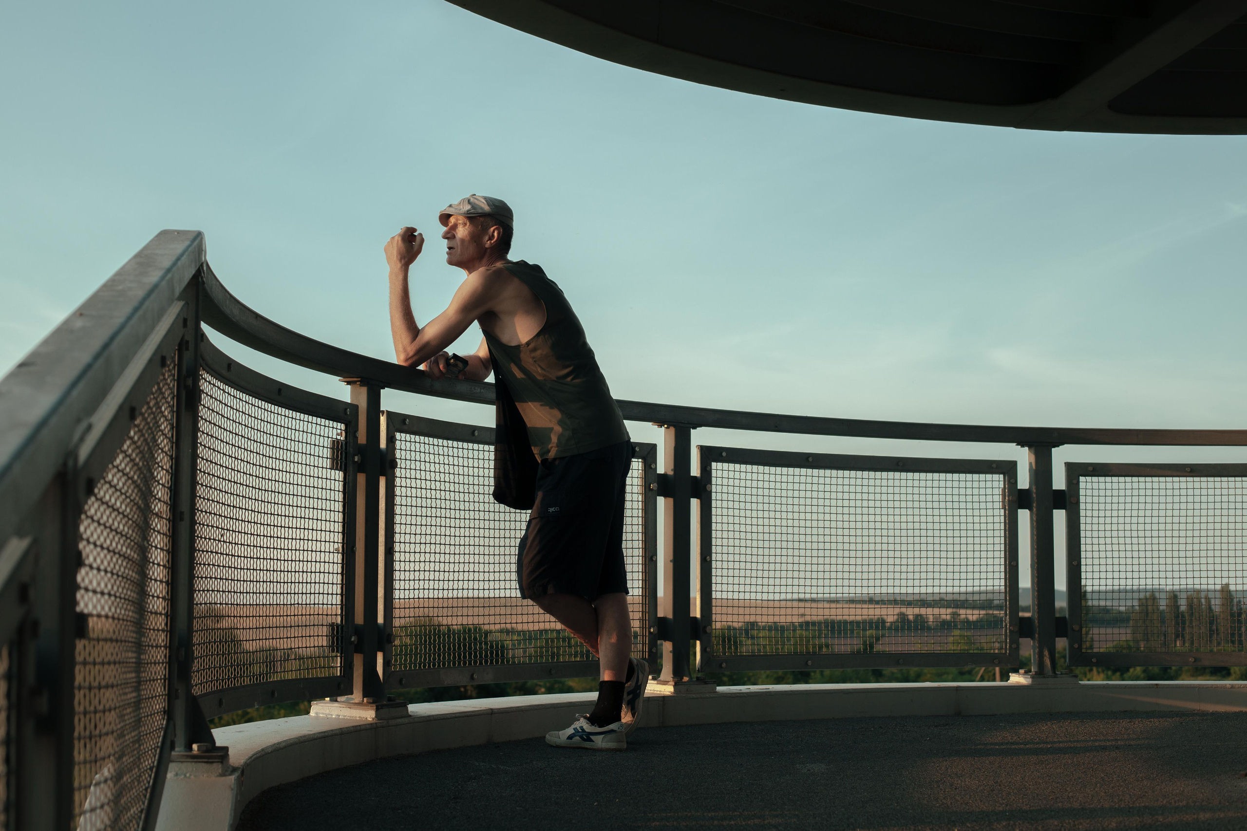 Дом у дороги / тропами детства /. Фотография, как она есть