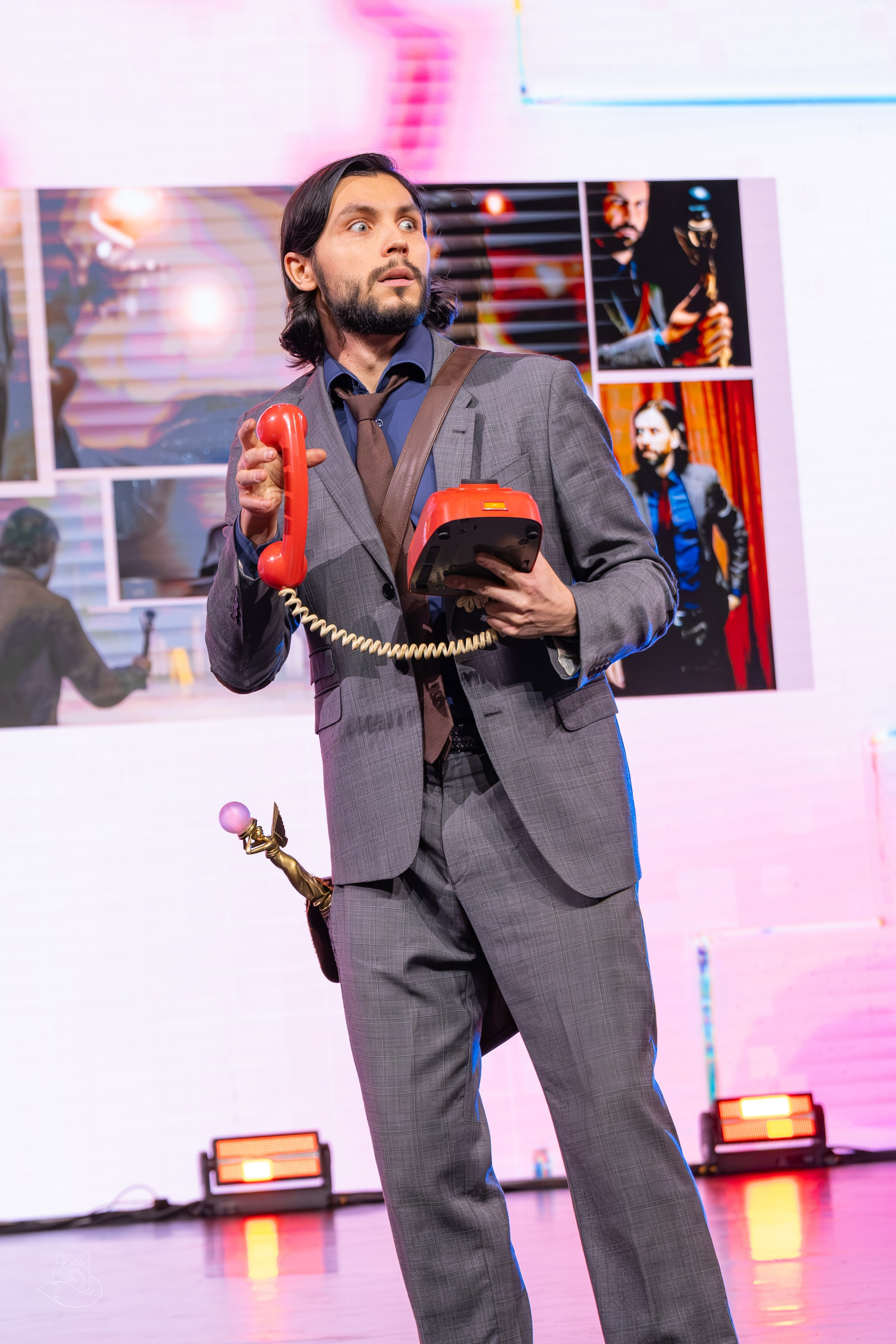 Сцена РЭД ЭКСПО 2024. Косплей фотограф