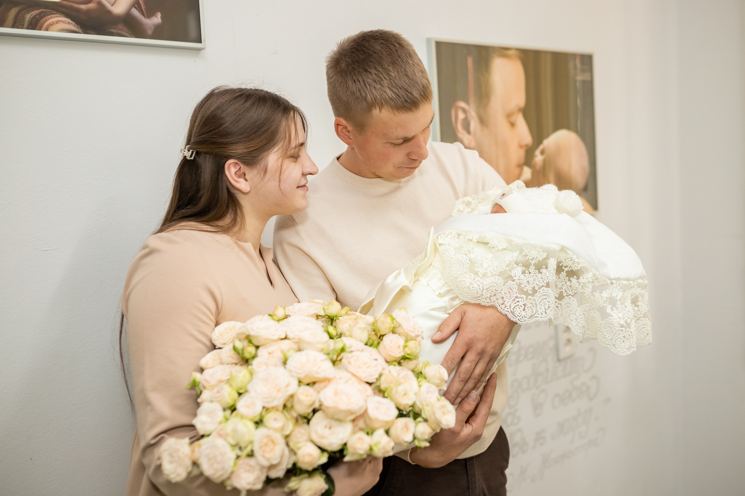 Выписка из роддома в городе Ростове-на-Дону. Олеся Семейская свадебный и семейный фотограф в Ростове-на-Дону