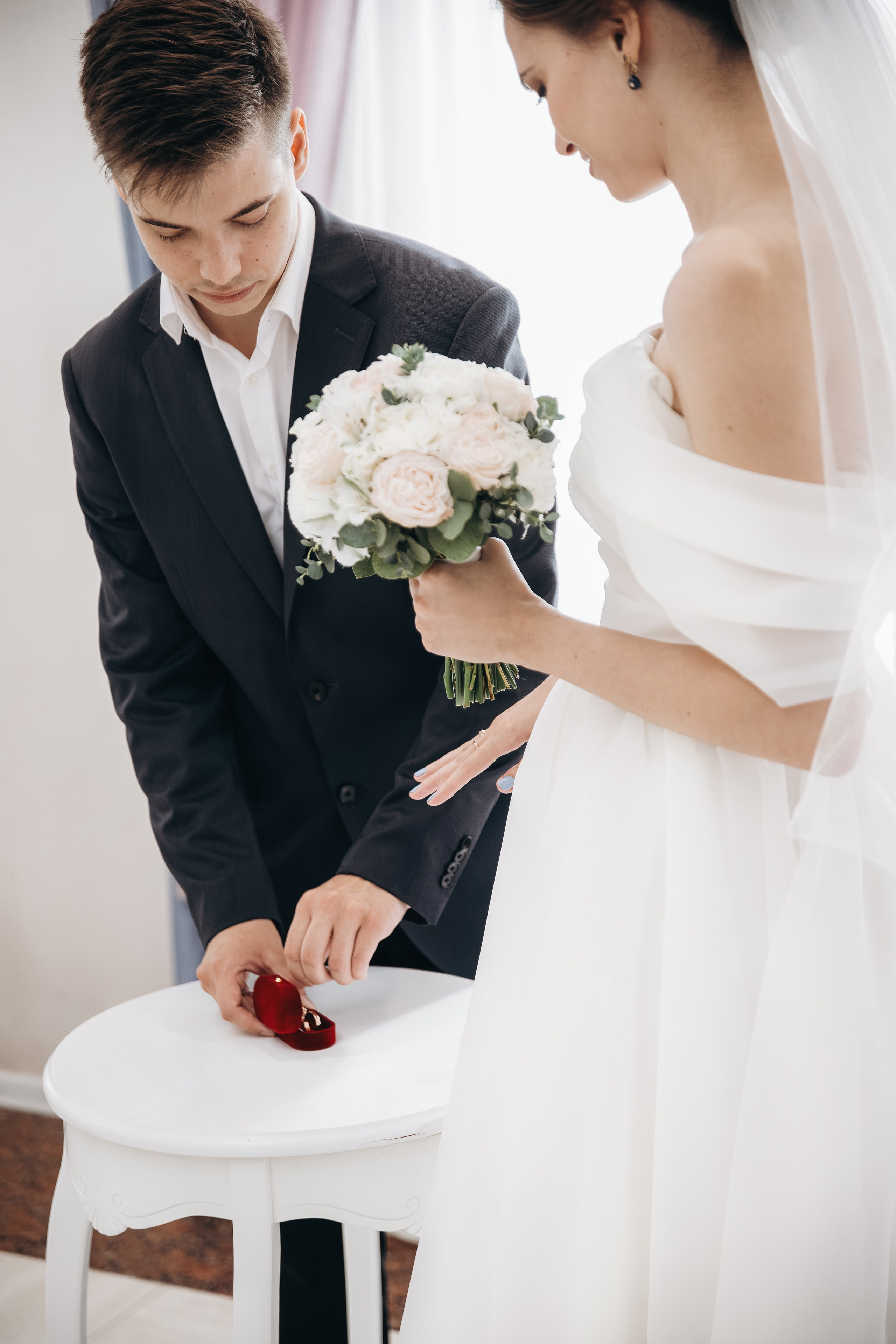 ЗАГС (Кировский район). Регина Мингалимова, семейный и свадебный фотограф в Казани