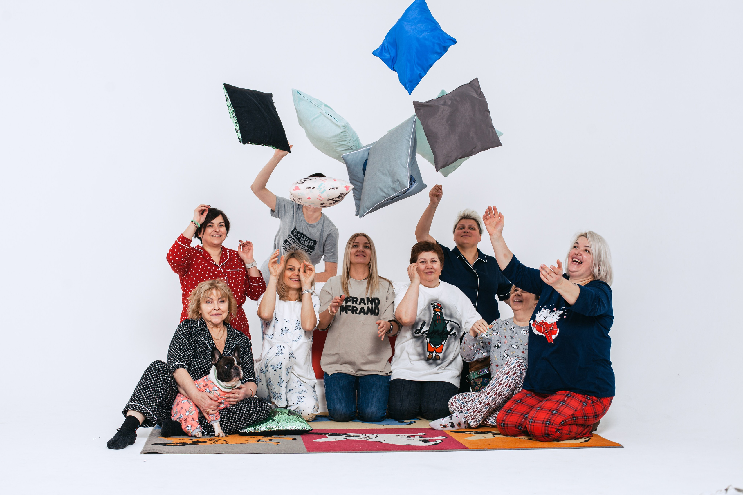 Пижамная вечеринка французских бульдогов и их хозяев. Фотограф-анималист Татьяна Степанова