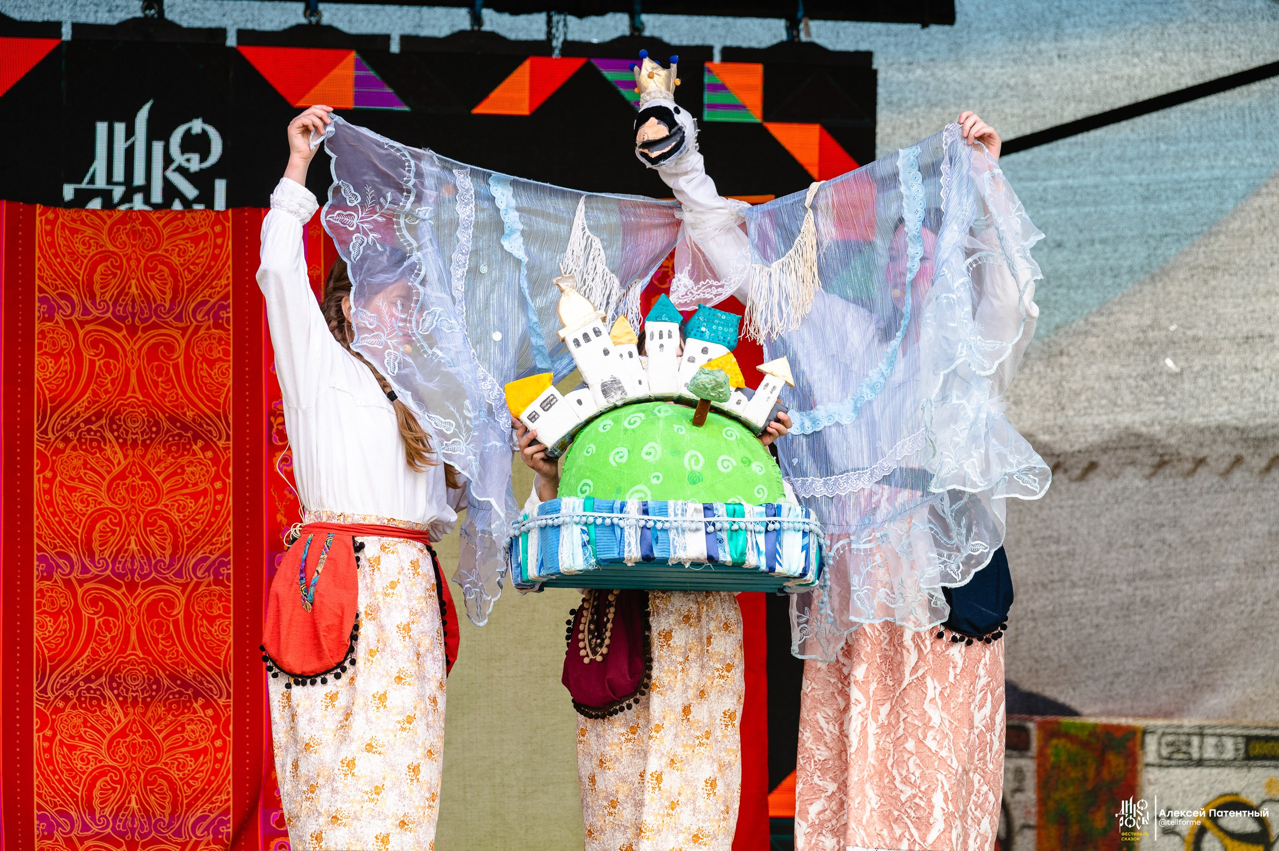 Фестиваль сказок Дикоросы. Екатеринбург. Май 2024. Репортажный и концертный фотограф Алексей Патентный в Екатеринбурге