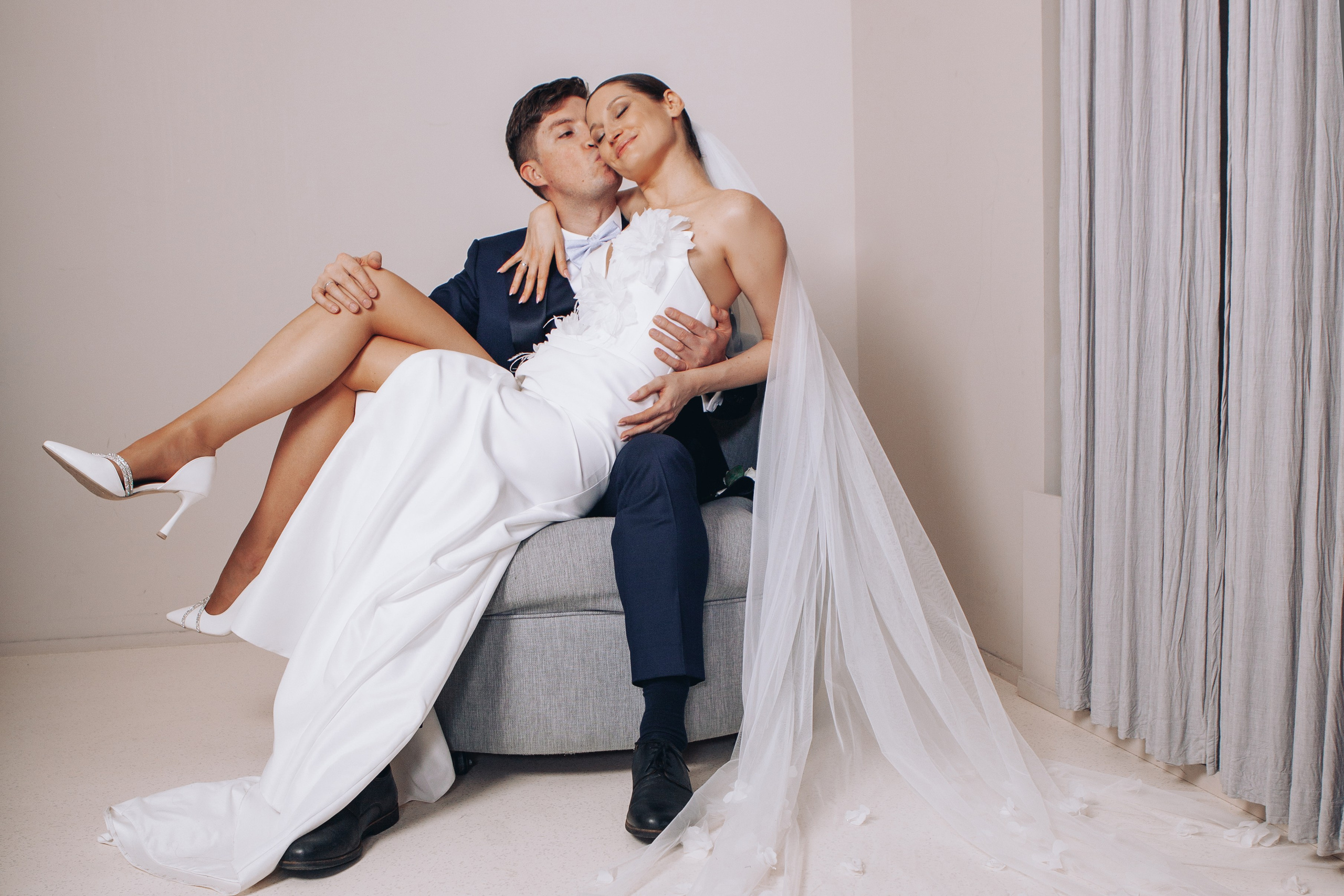 Фотосессия жениха и невесты в шипиловском загсе. Фотограф Ольга Ефремова