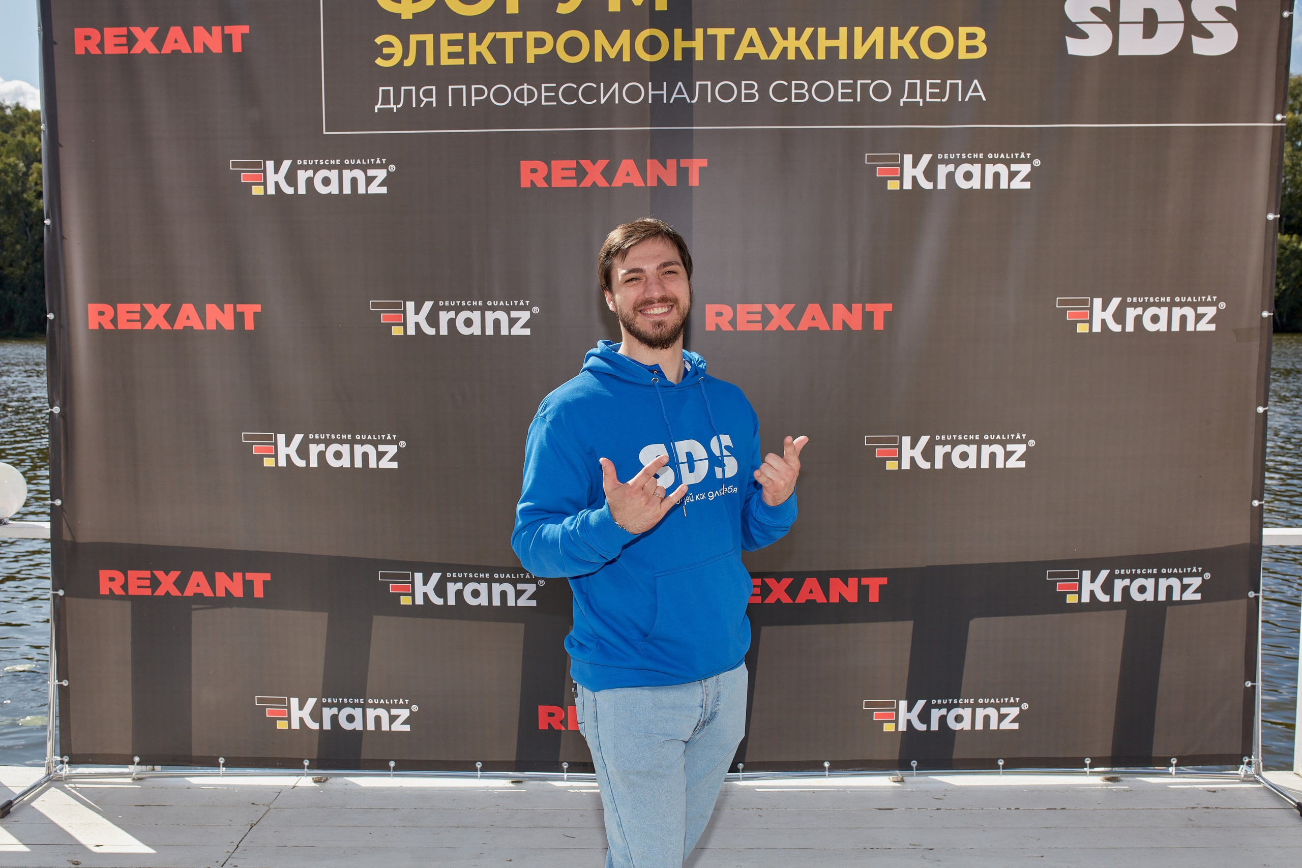 Форм электромонтажников Rexant и Kranz. Коммерческий фотограф в Москве Павел Володин — фотосъемка для бизнеса