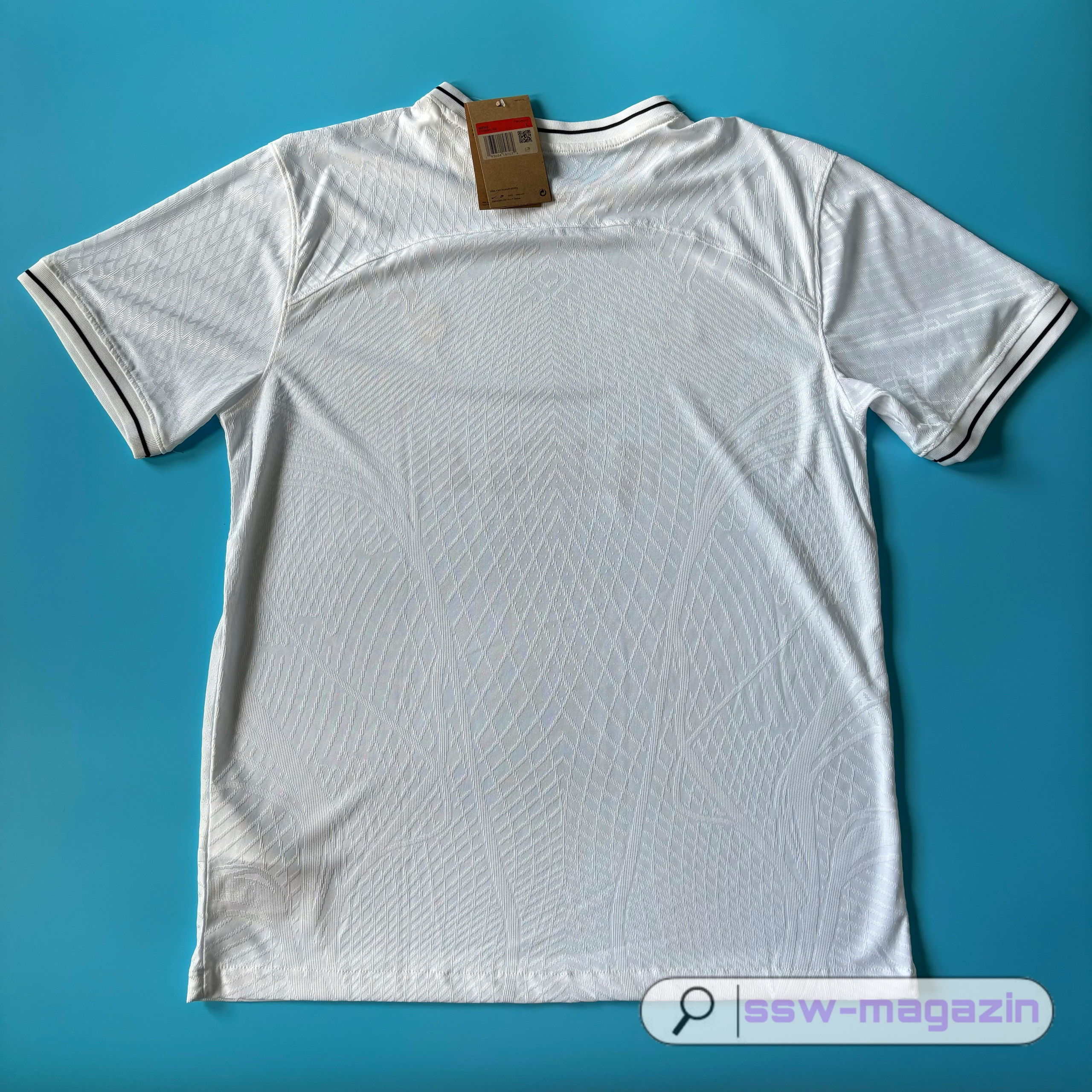 Футболка Liverpool LeBron 2024 купить. Футбольный магазин — ssw_magazin