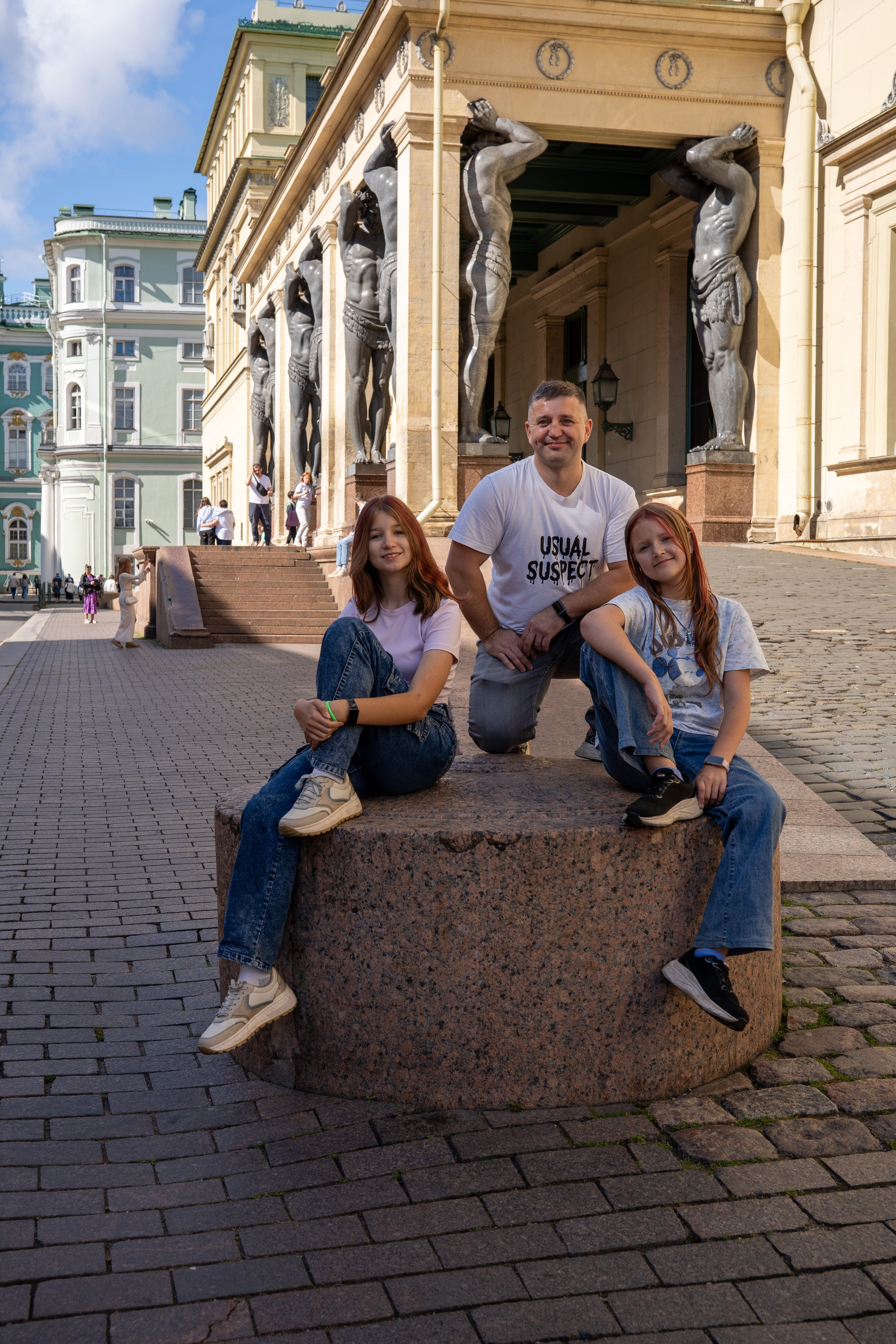 Фотосессия с достопримечательностями города. Студийный и портретный фотограф в САНКТ-ПЕТЕРБУРГЕИрина Махаон