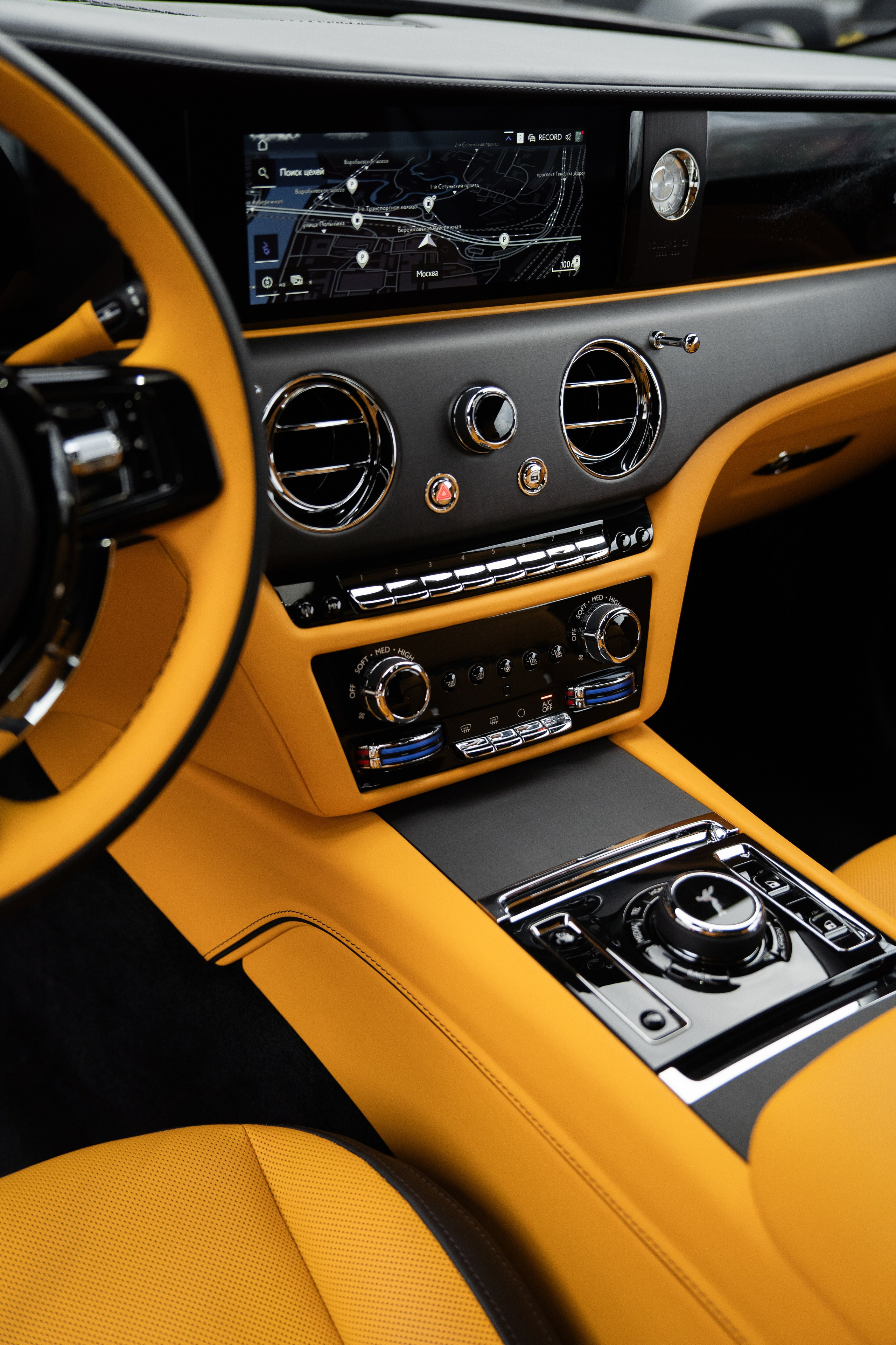 Rolls-Royce Spectre. Автомобильный фотограф Светлана Усова