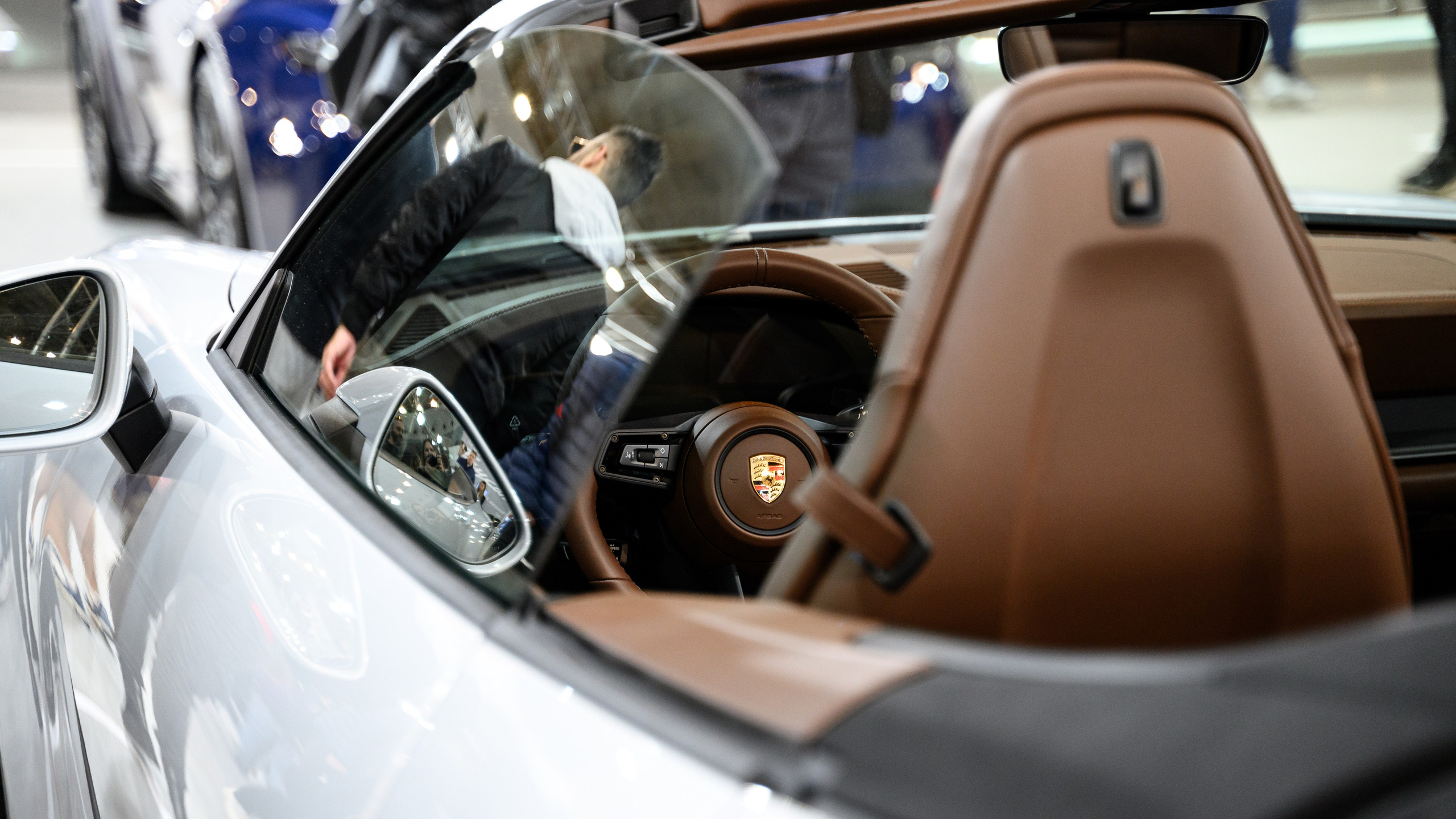 56-й Международный автосалон в Белграде. Елена Чеснокова спортивный фотограф во Владимире и Белграде