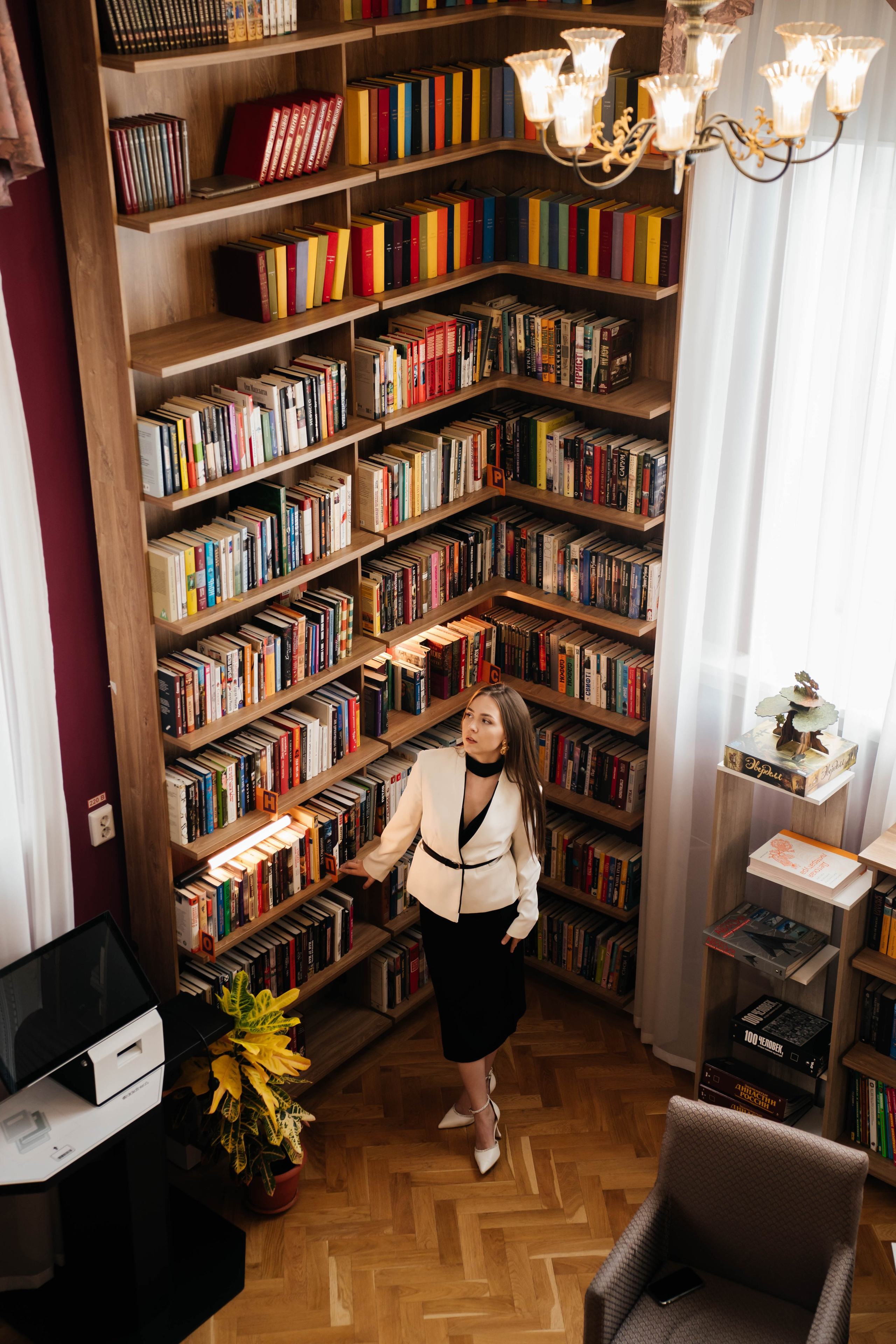 В библиотеке. Видеограф и Фотограф в Челябинске Ксения и Владимир Рюмины