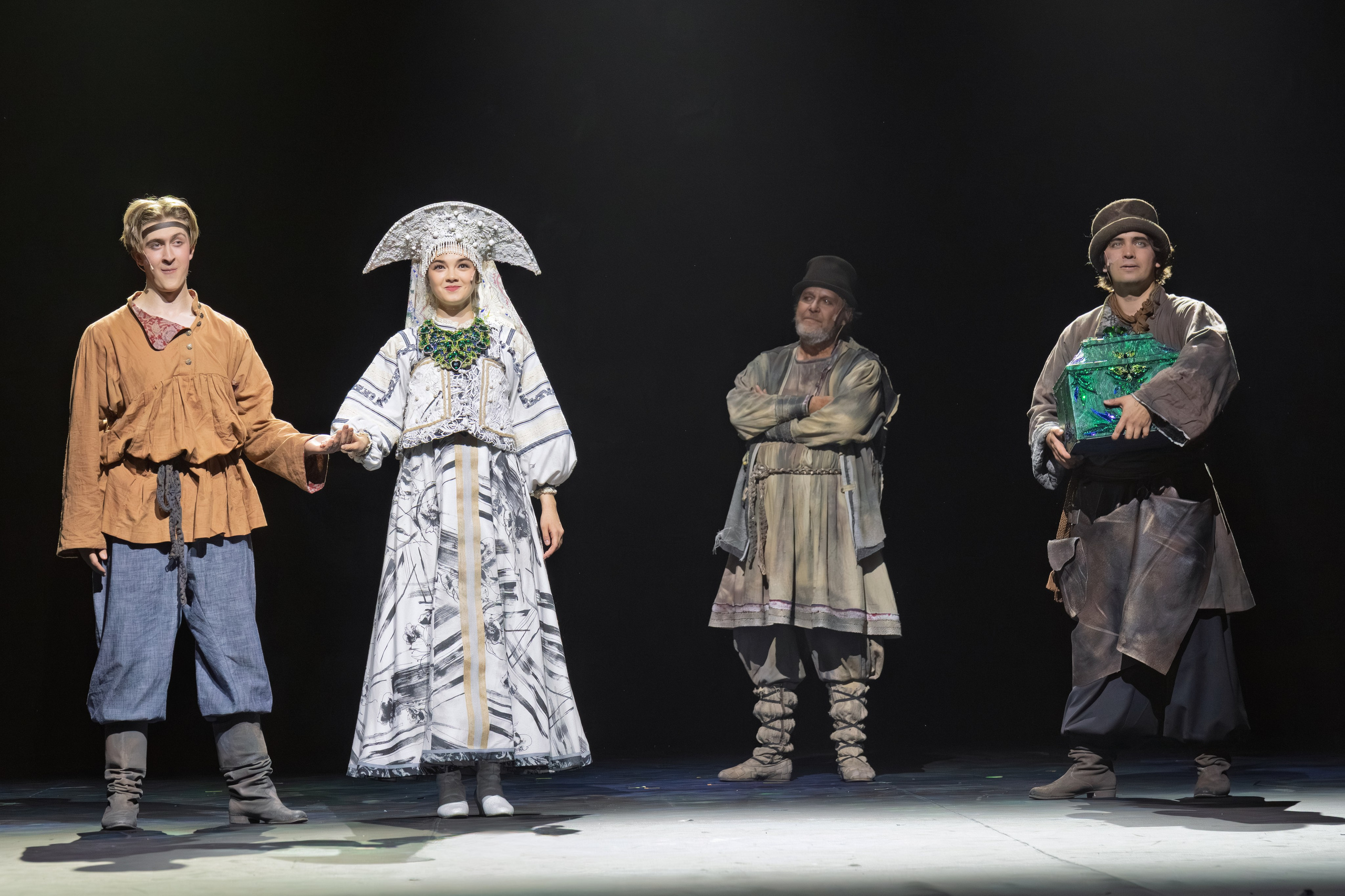 Театр Терезы Дуровой: Малахитовая Шкатулка. Сайт фотографа Сергея Абрамова