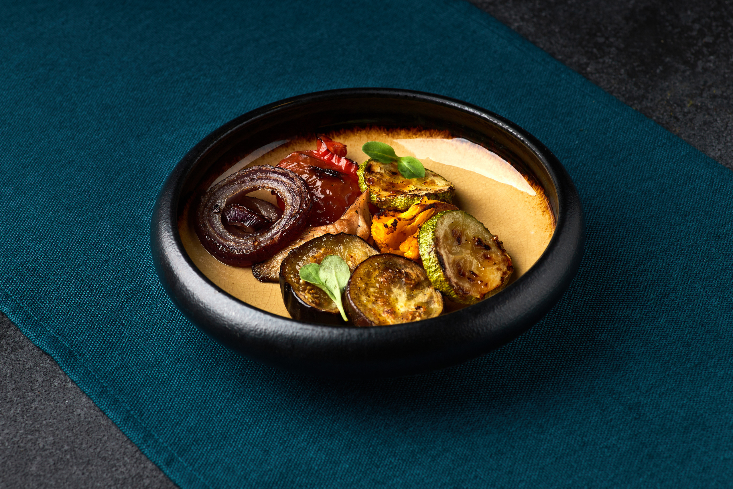 Море Фишка Seafood Bistro & Market. Выведите свои товары на новый уровень с профессиональной предметной фотографией. Предметный фотограф Юлия Кравченко