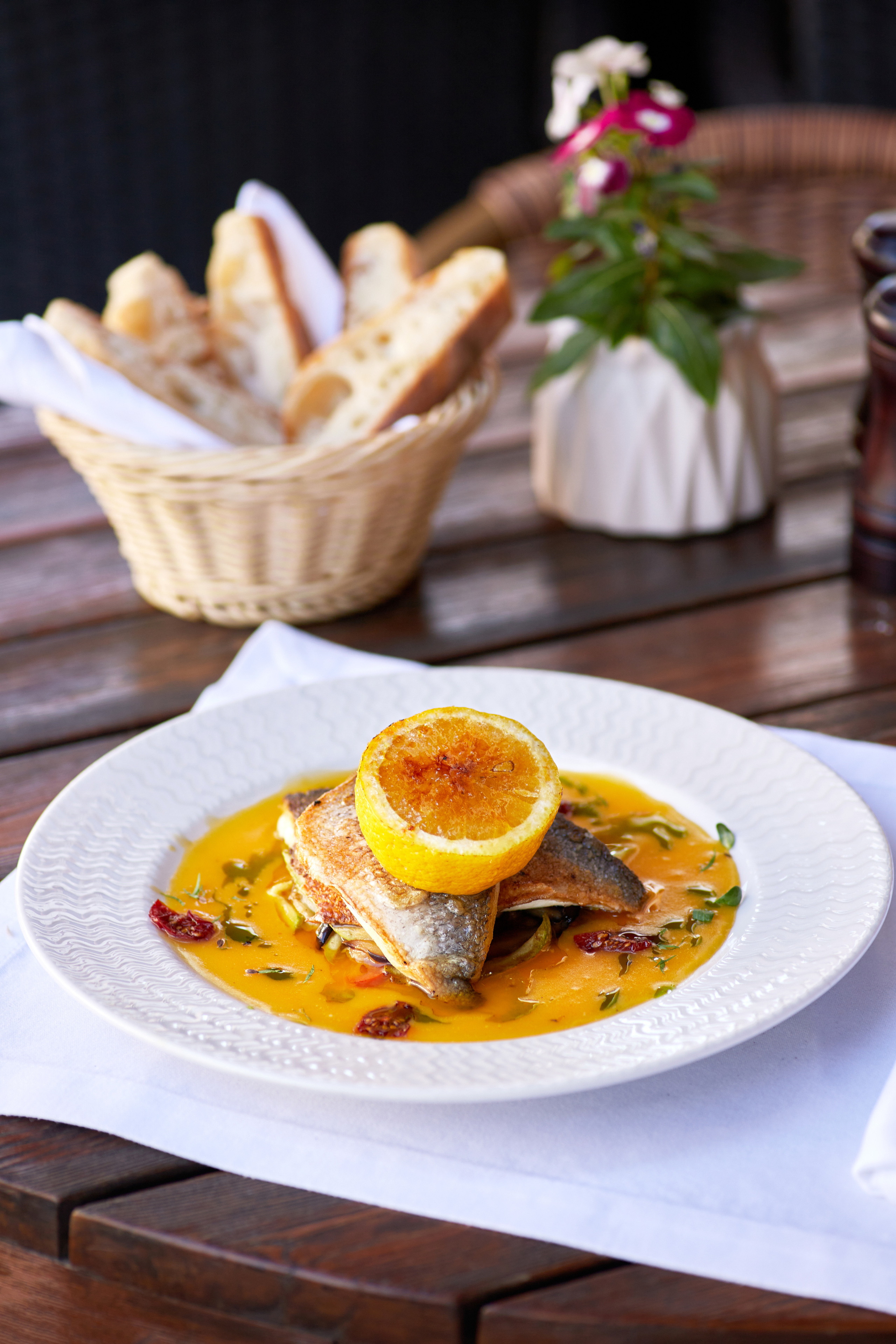 Ресторан Манжо. Выведите свои товары на новый уровень с профессиональной предметной фотографией. Предметный фотограф Юлия Кравченко