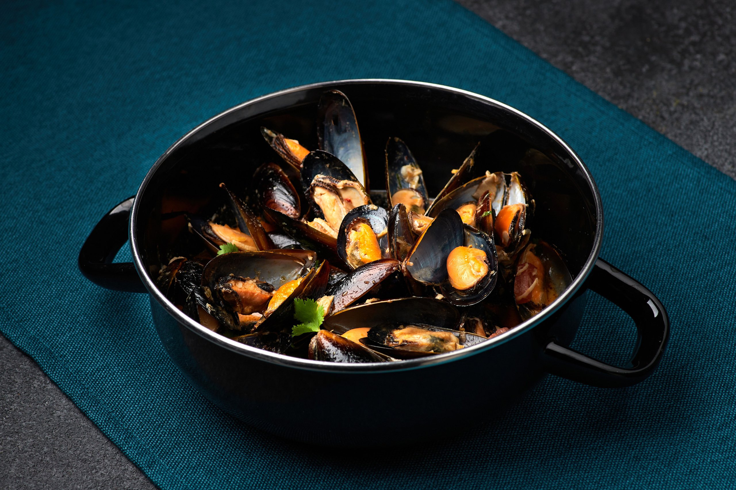 Море Фишка Seafood Bistro & Market. Выведите свои товары на новый уровень с профессиональной предметной фотографией. Предметный фотограф Юлия Кравченко