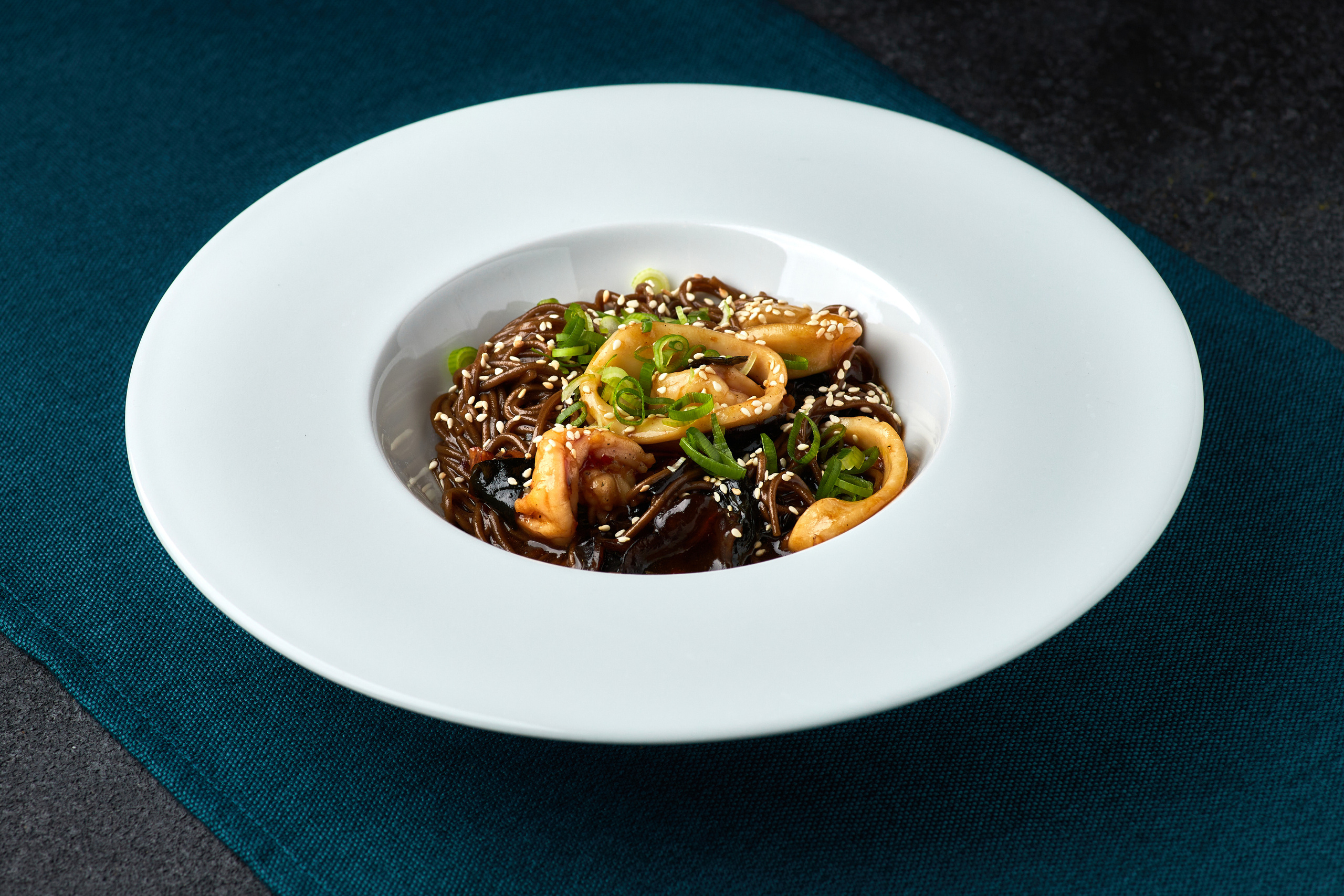 Море Фишка Seafood Bistro & Market. Выведите свои товары на новый уровень с профессиональной предметной фотографией. Предметный фотограф Юлия Кравченко