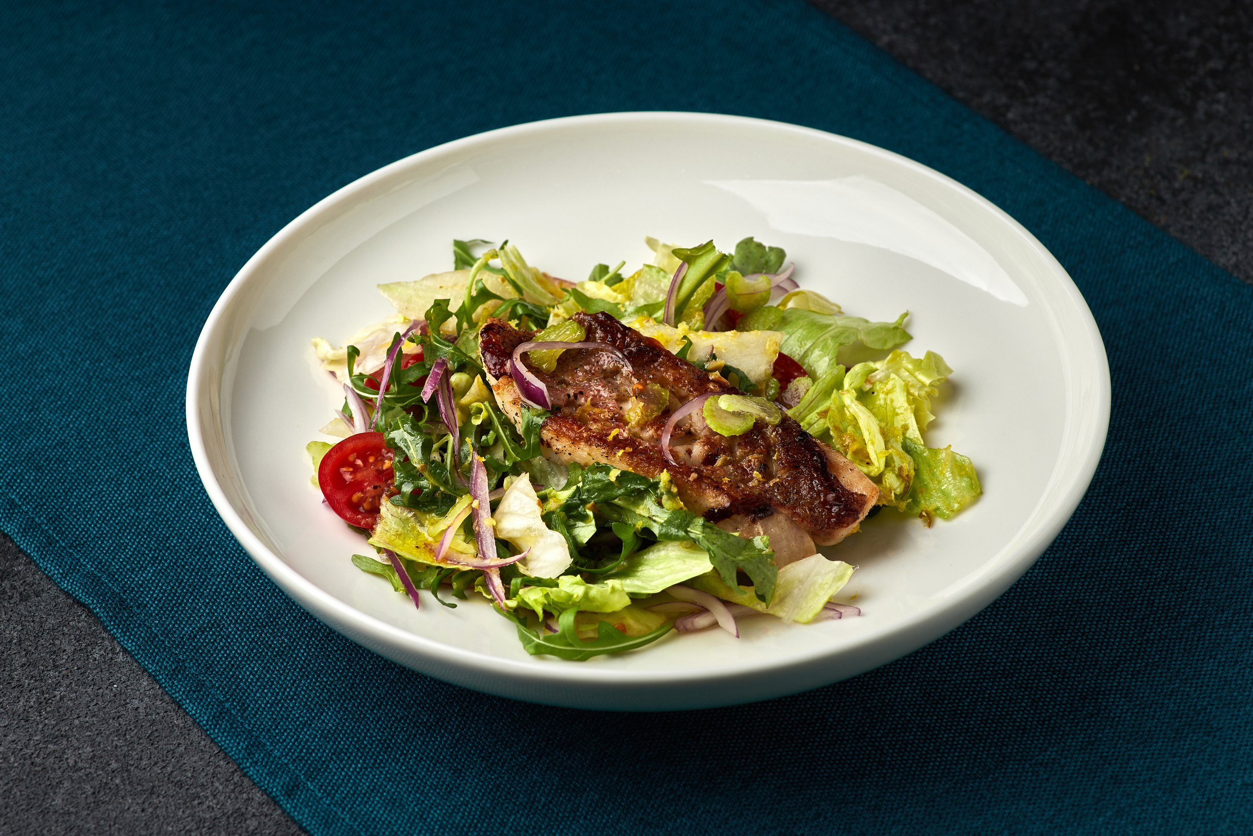 Море Фишка Seafood Bistro & Market. Выведите свои товары на новый уровень с профессиональной предметной фотографией. Предметный фотограф Юлия Кравченко