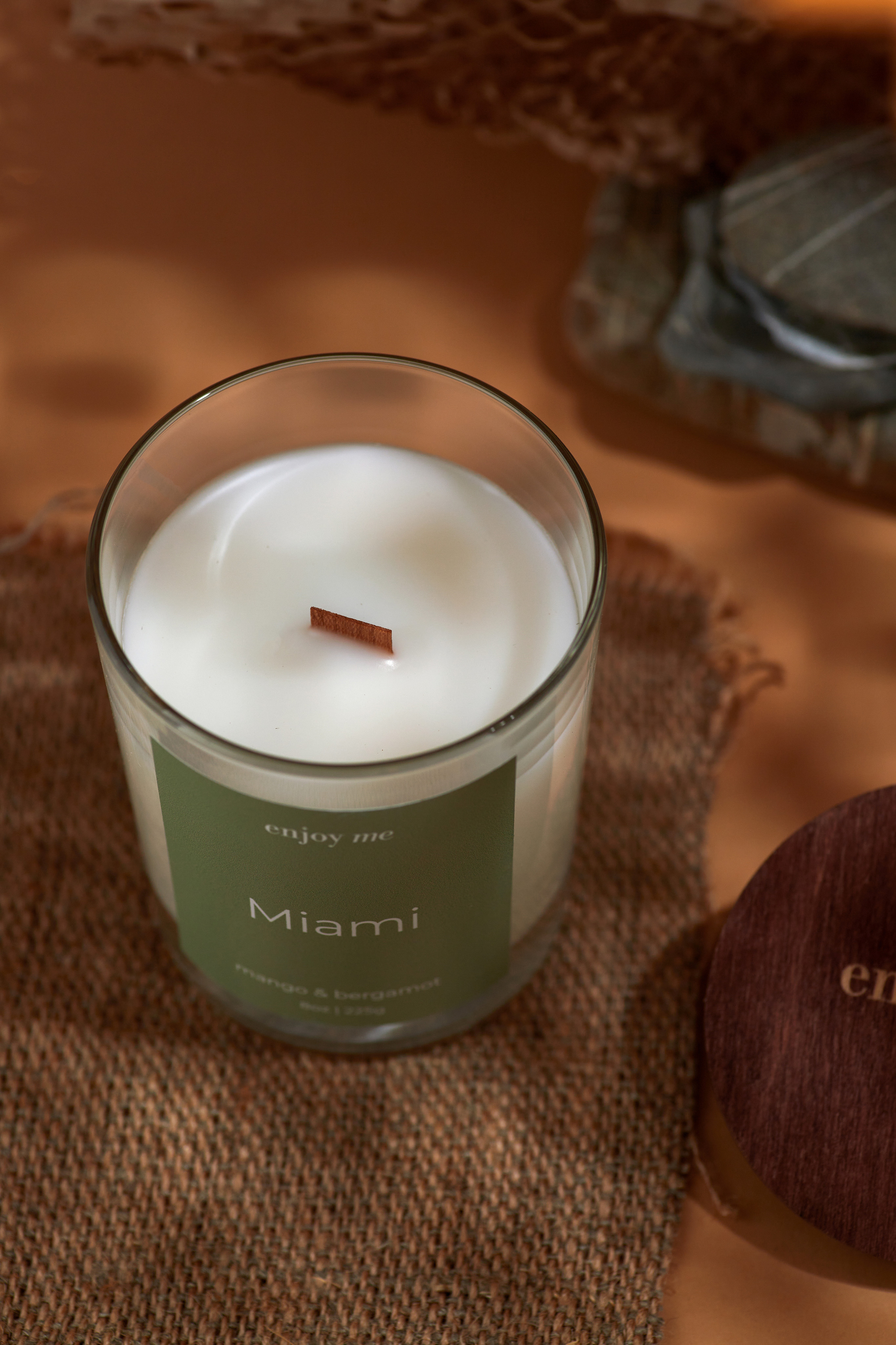 Свечи Enjoy Me. Выведите свои товары на новый уровень с профессиональной предметной фотографией. Предметный фотограф Юлия Кравченко