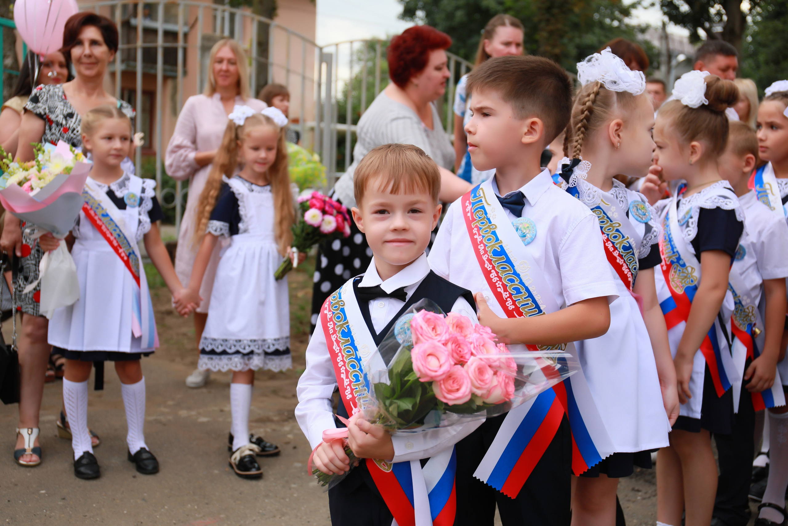 Индивидуальная съемка на 1 сентября. Детский семейный фотограф Краснодар