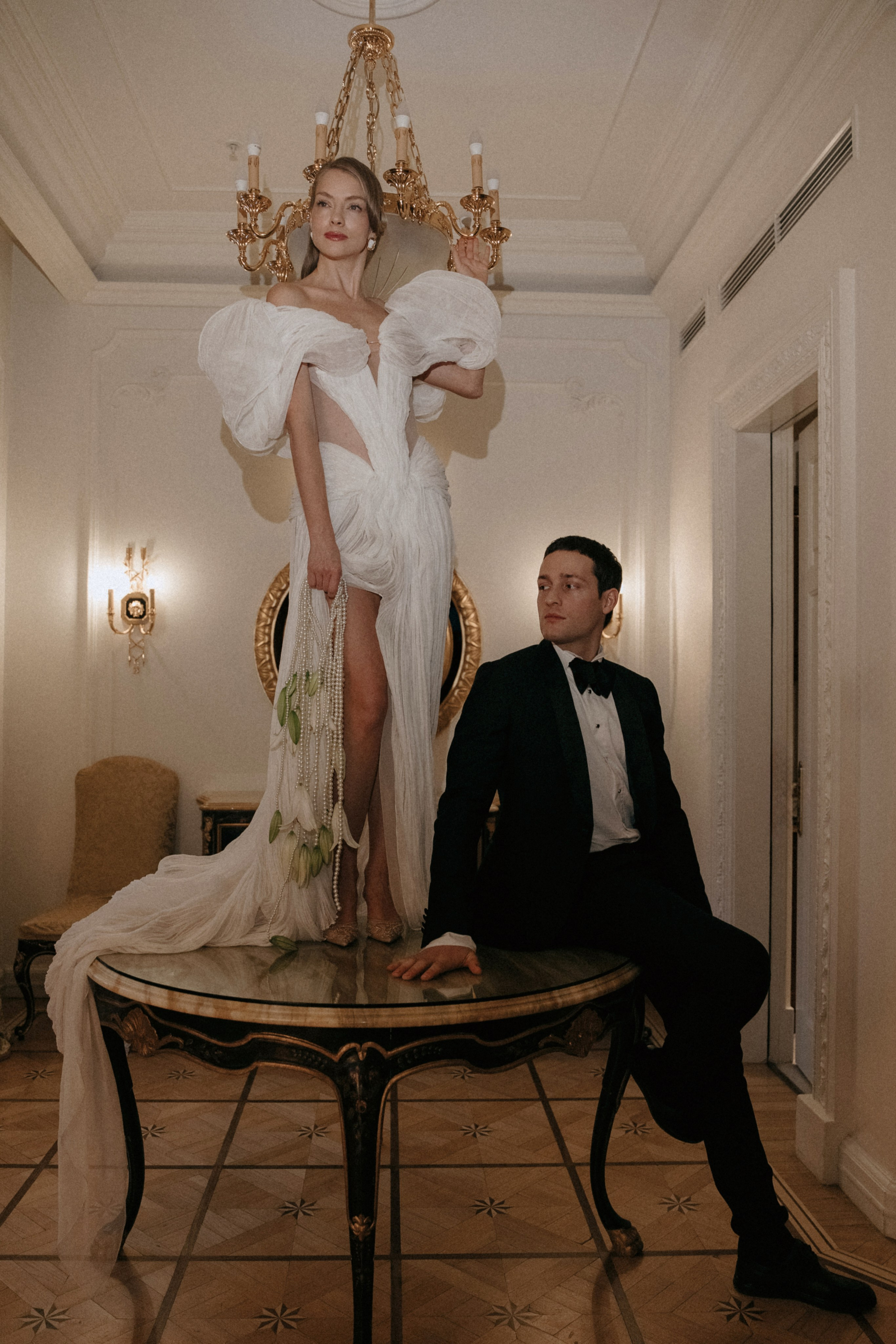 Свадебная фотосъемка в отеле Савой. Свадебный фотограф Москва